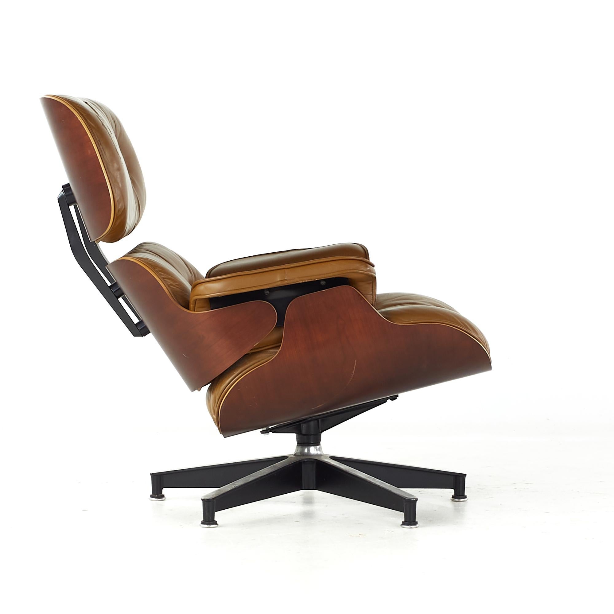 Charles and Ray Eames Midcentury Cherry Lounge Chair and Ottoman For Sale 3