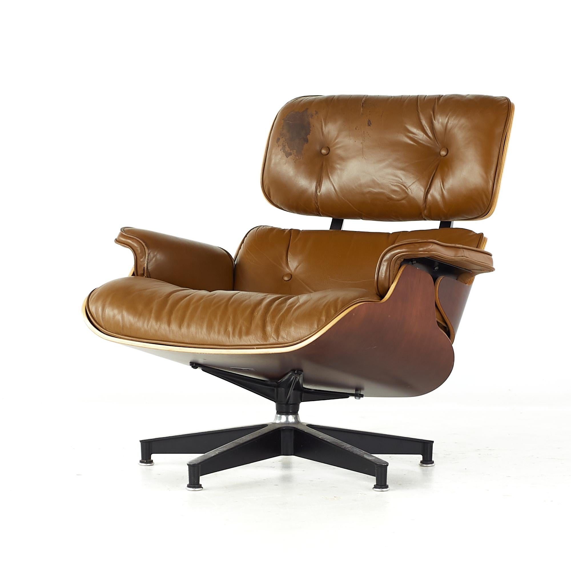 Late 20th Century Charles and Ray Eames Midcentury Cherry Lounge Chair and Ottoman For Sale