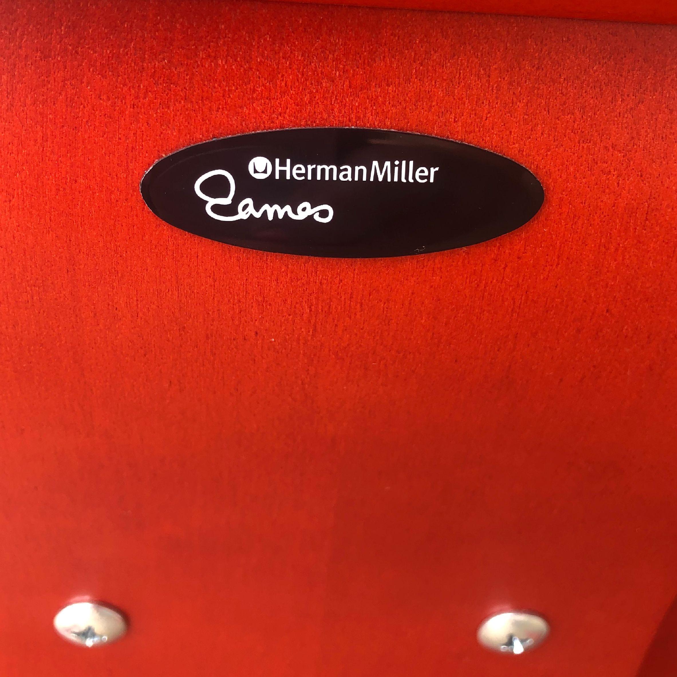 eames lcw red