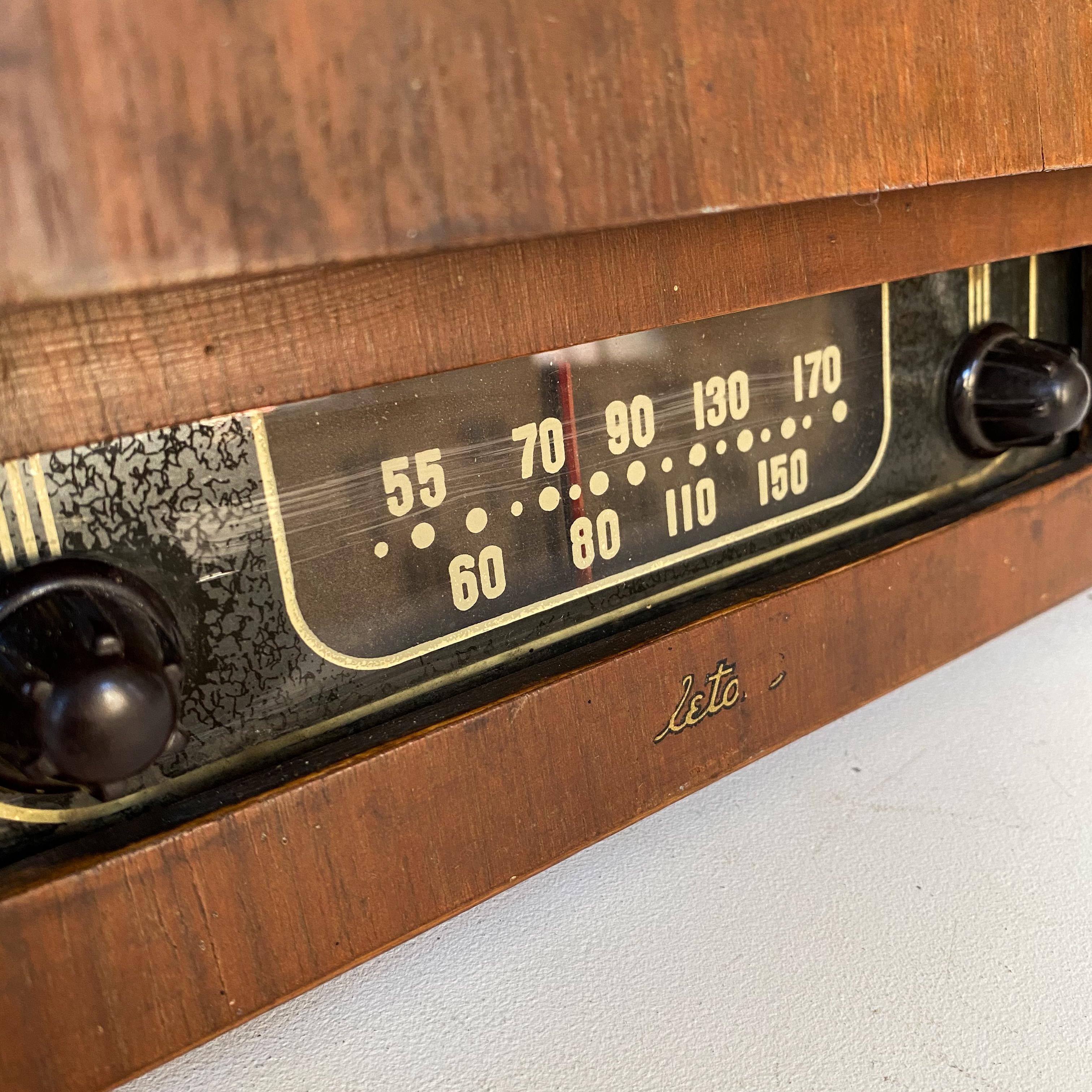 Charles and Ray Eames Molded Plywood Radio 3