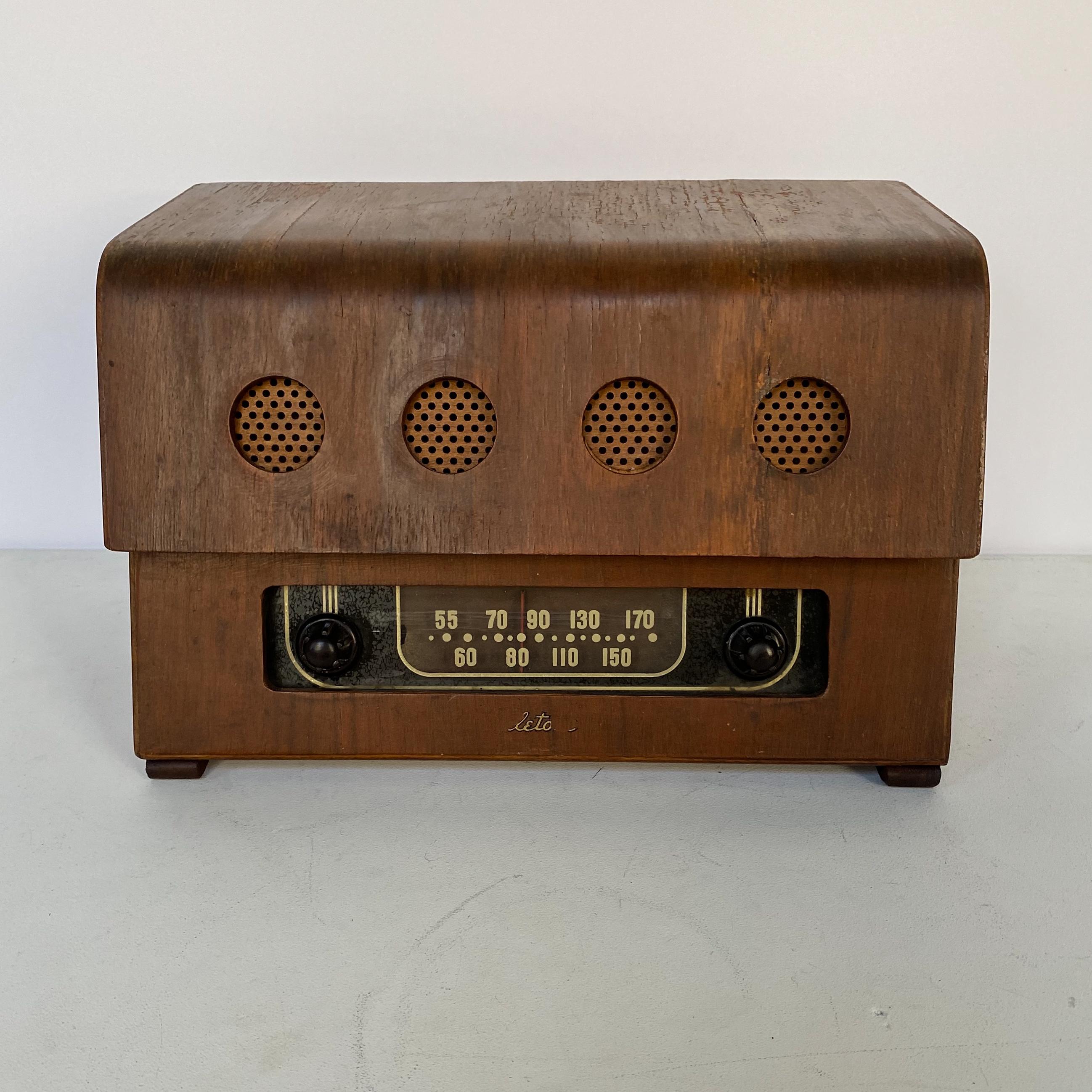 American Charles and Ray Eames Molded Plywood Radio