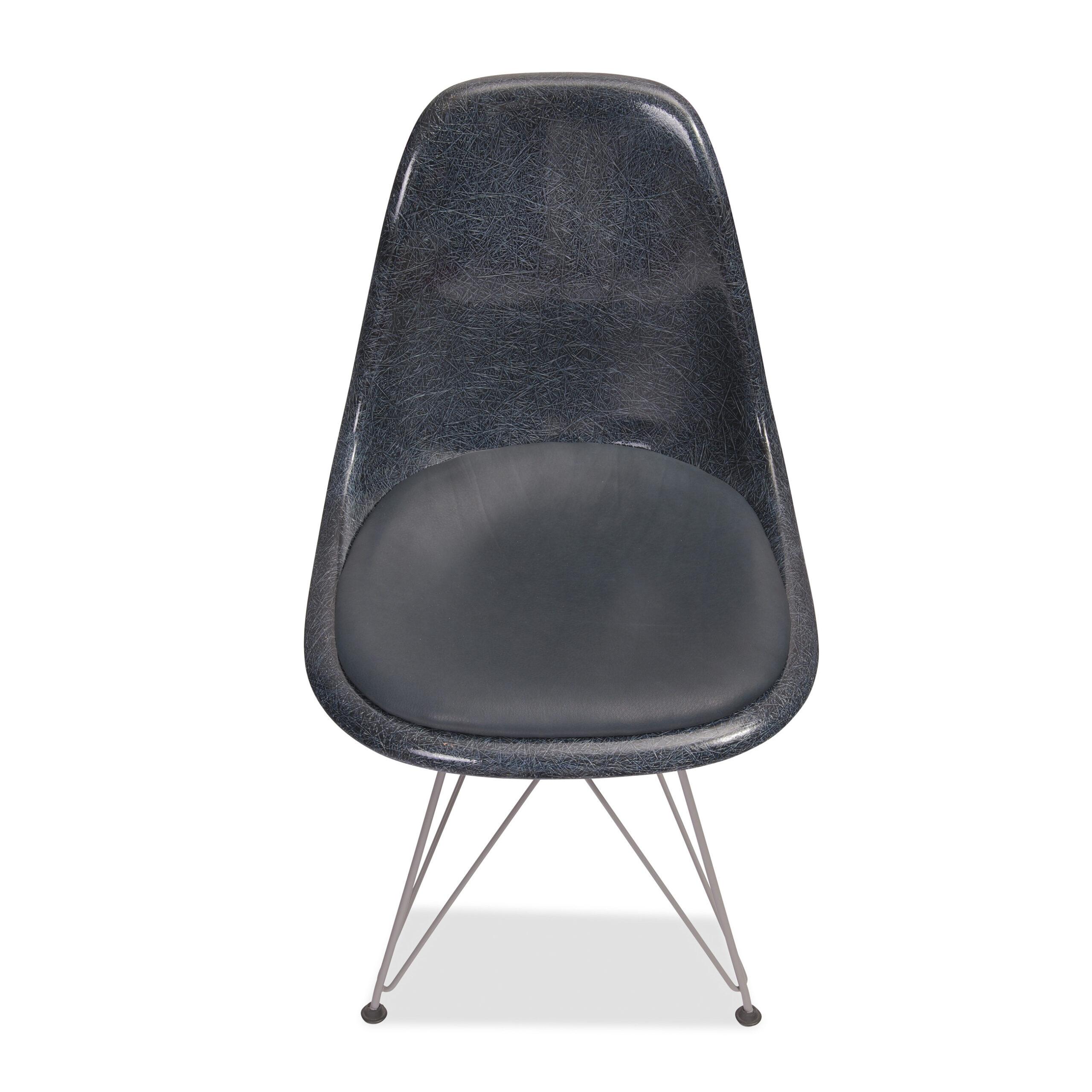 Charles und Ray Eames Paar Vintage Fiberglas Beistellstühle (Moderne der Mitte des Jahrhunderts) im Angebot