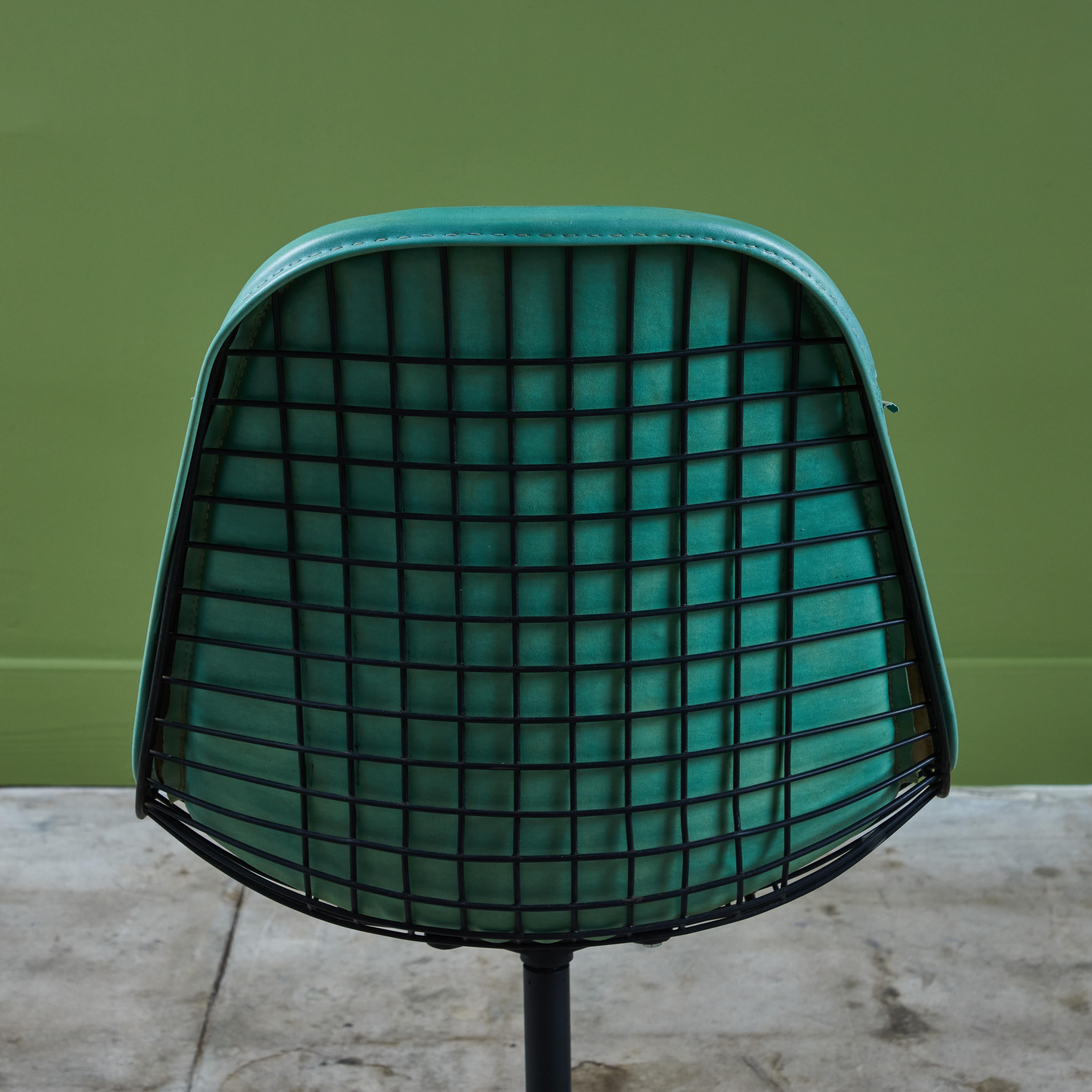 Charles and Ray Eames PKC Wire Chair mit Drehfuß für Herman Miller im Angebot 7