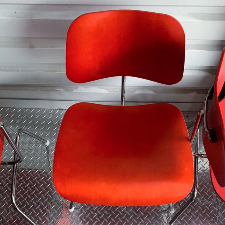 Charles and Ray Eames Red Beech DCM Chair, Herman Miller, Dining, Side Chair In Good Condition For Sale In Brooklyn, NY