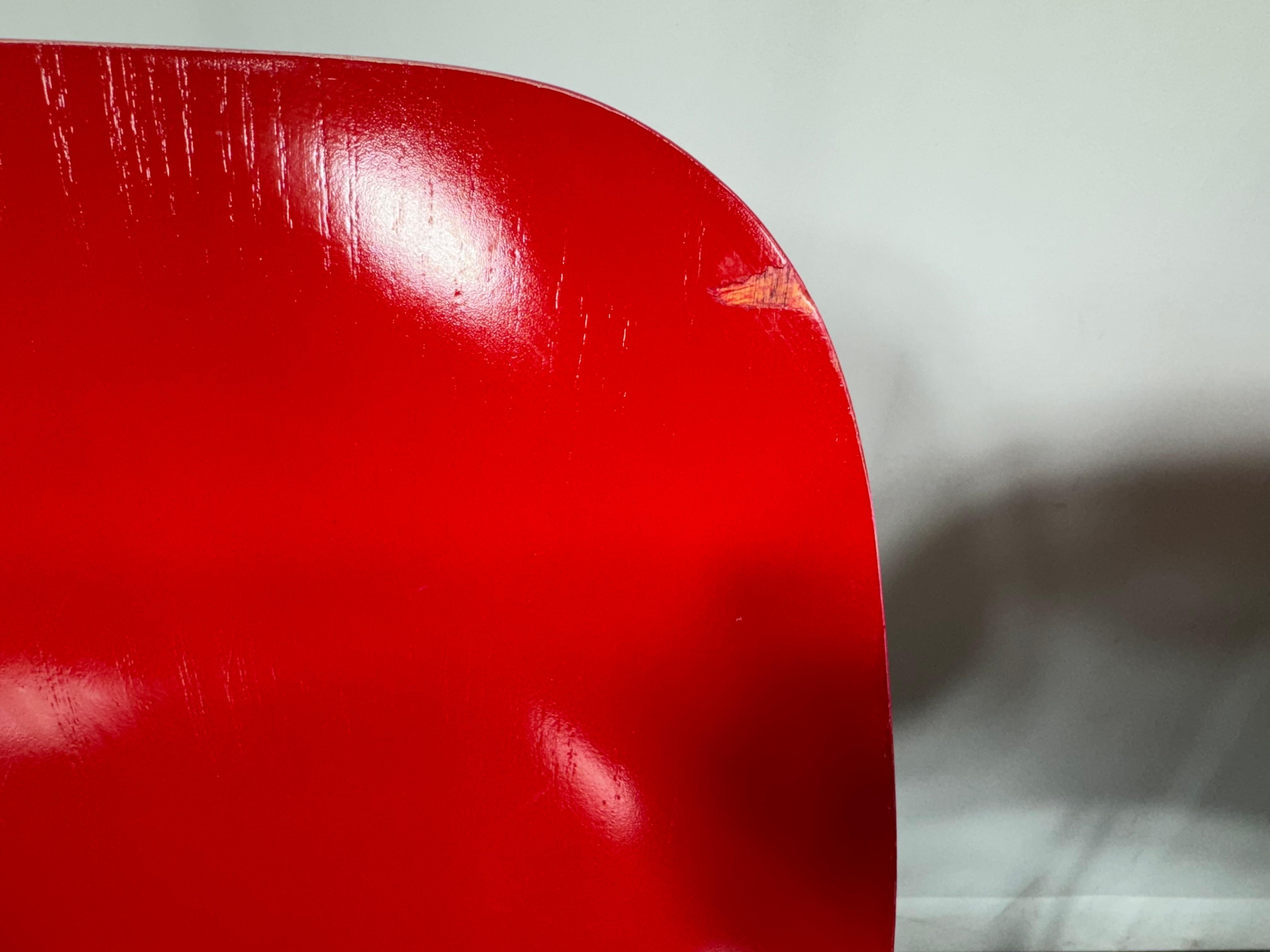 Chaises DCM Charles and Ray Eames, Herman Miller, Dining, Chaise d'appoint en hêtre rouge en vente 3
