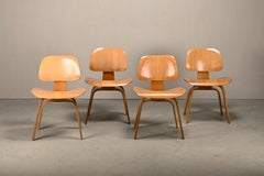Charles and Ray Eames set of 4 early DCW Ash Plywood Dining Chairs Herman Miller