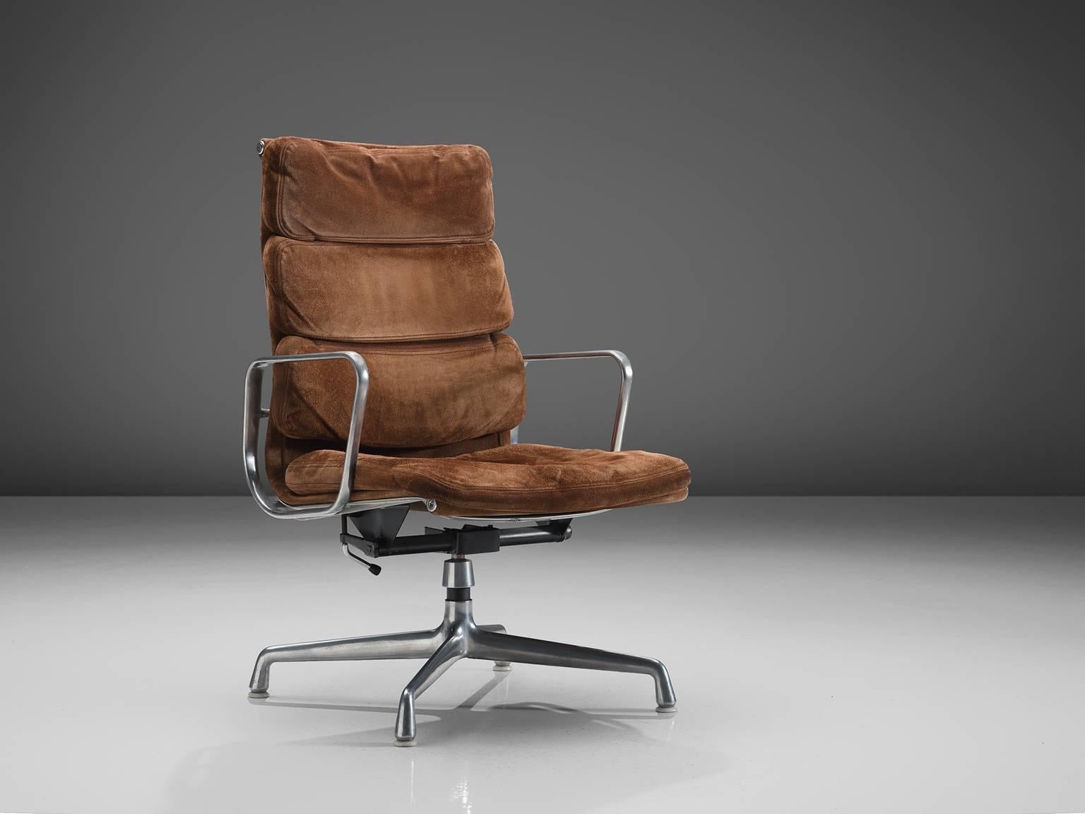 Charles and Ray Eames, lounge chair model EA219, fabric, aluminum, United States, 1969.

This chair is part of the 'Soft Pad Group' as designed by Charles and Ray Eames. This particular model EA219 has a high back and is therefore suitable for