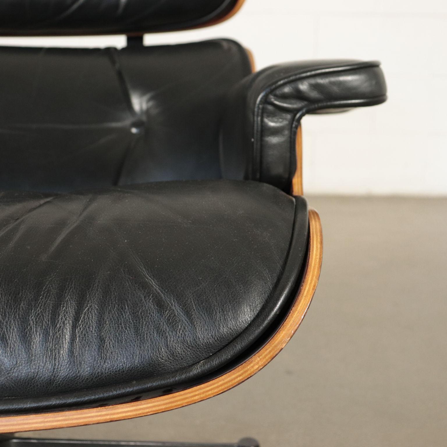 20th Century Charles and Ray Eames Swivel Armchair Wood Aluminum Leather, 1960s-1970s