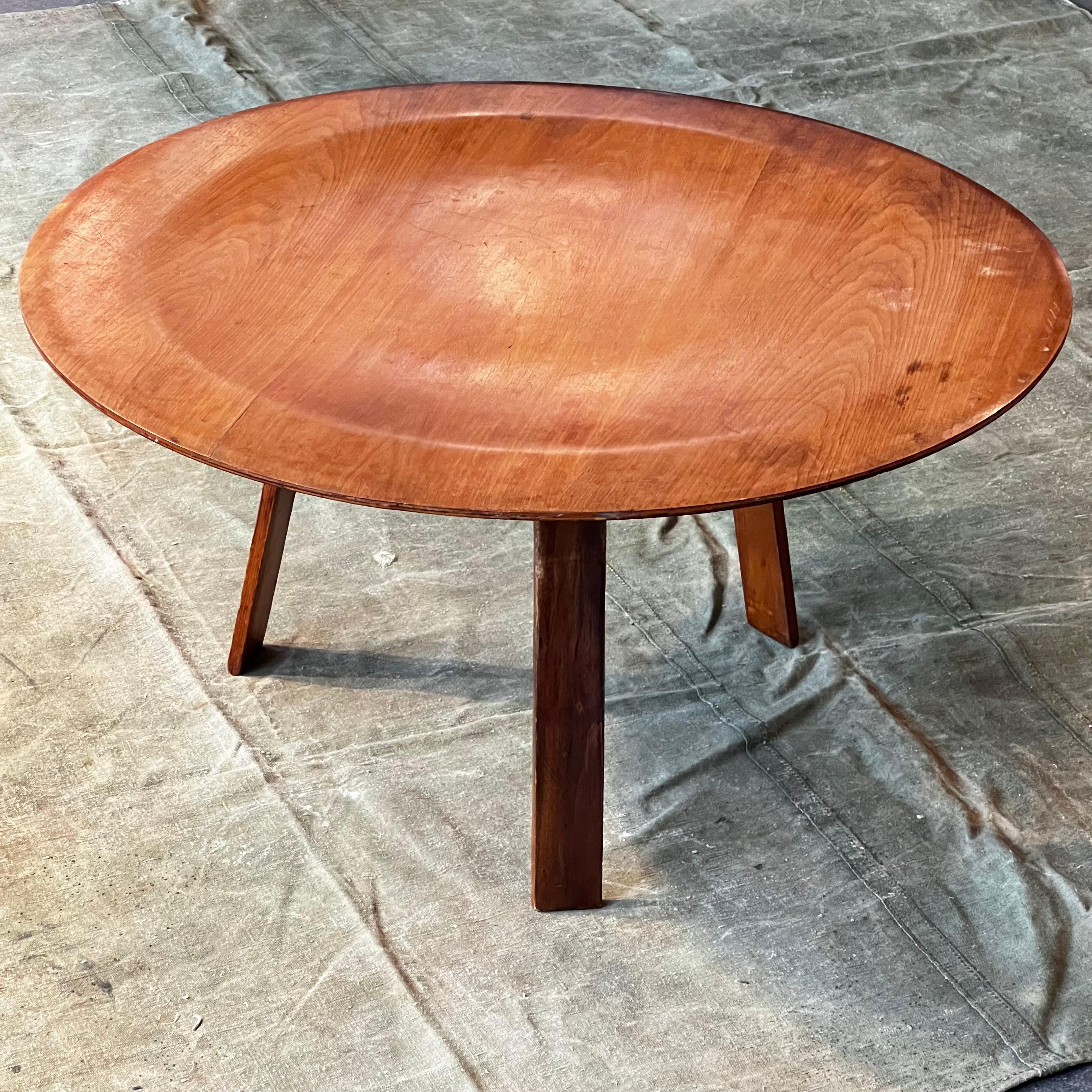 Charles and Ray Eames three legged pre production ctw rare and unique piece en vente 9