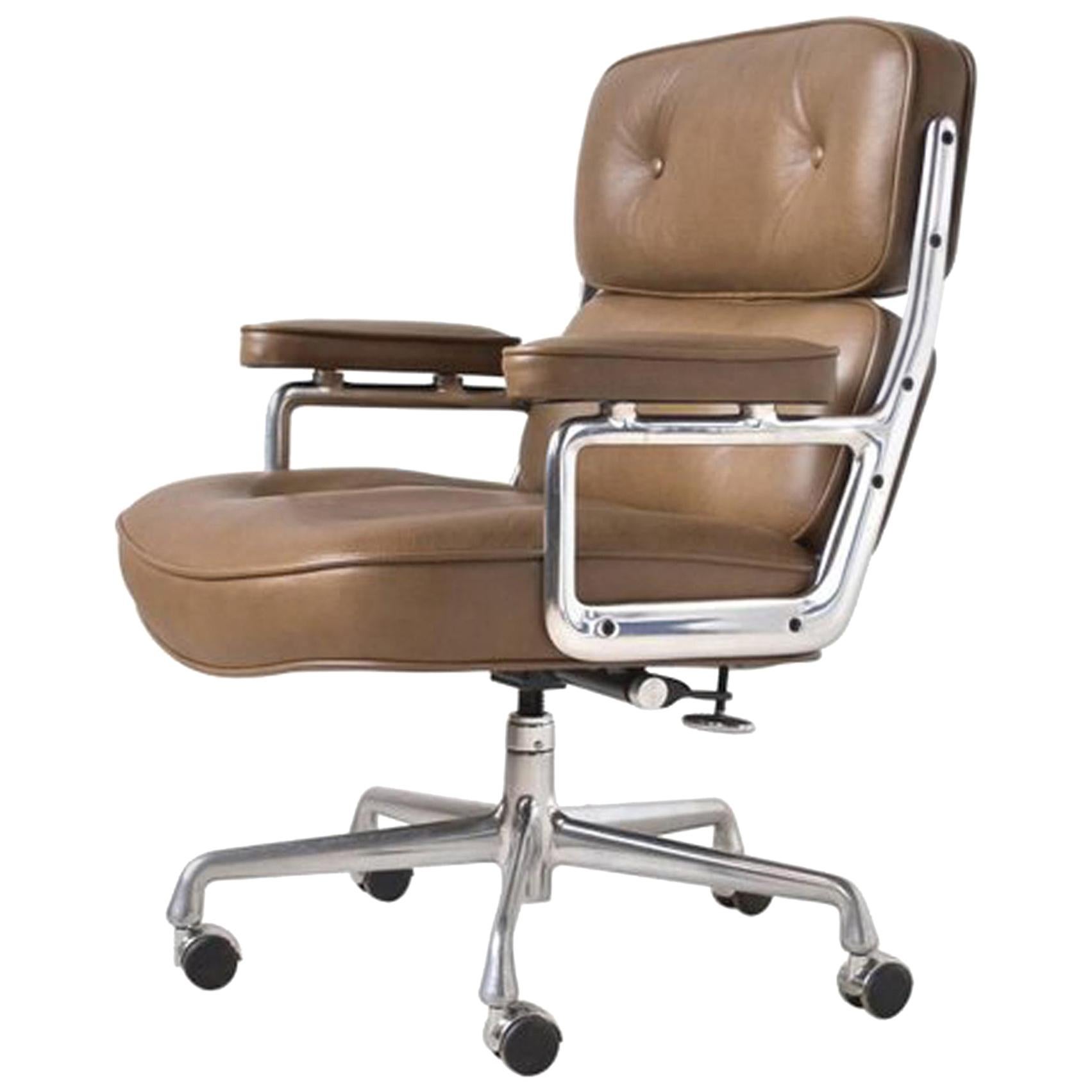 Charles and Ray Eames Time-Life Chair by Herman Miller
