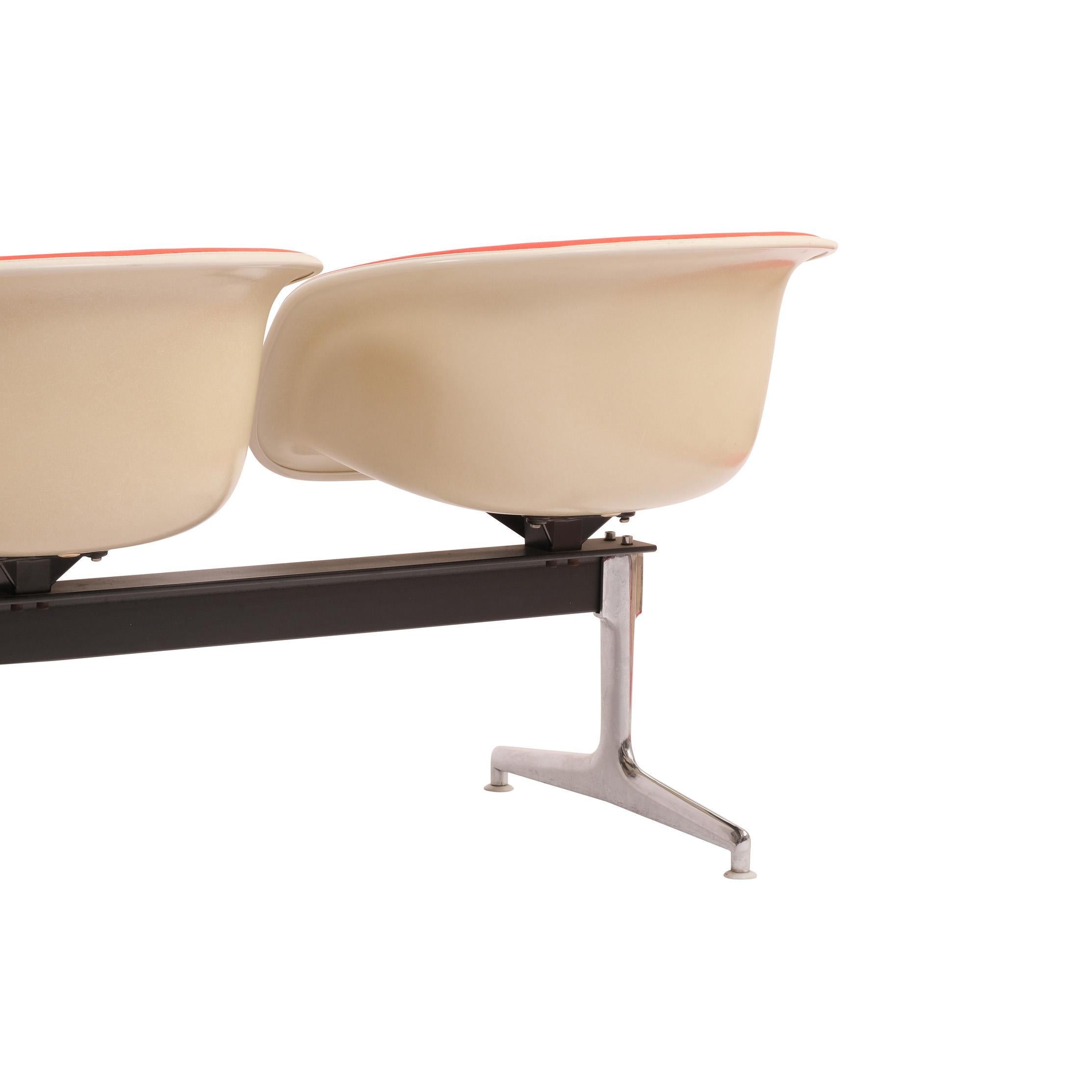 Charles and Ray Eames Vintage Fiberglas La Fonda Bank 1970er Jahre im Angebot 6