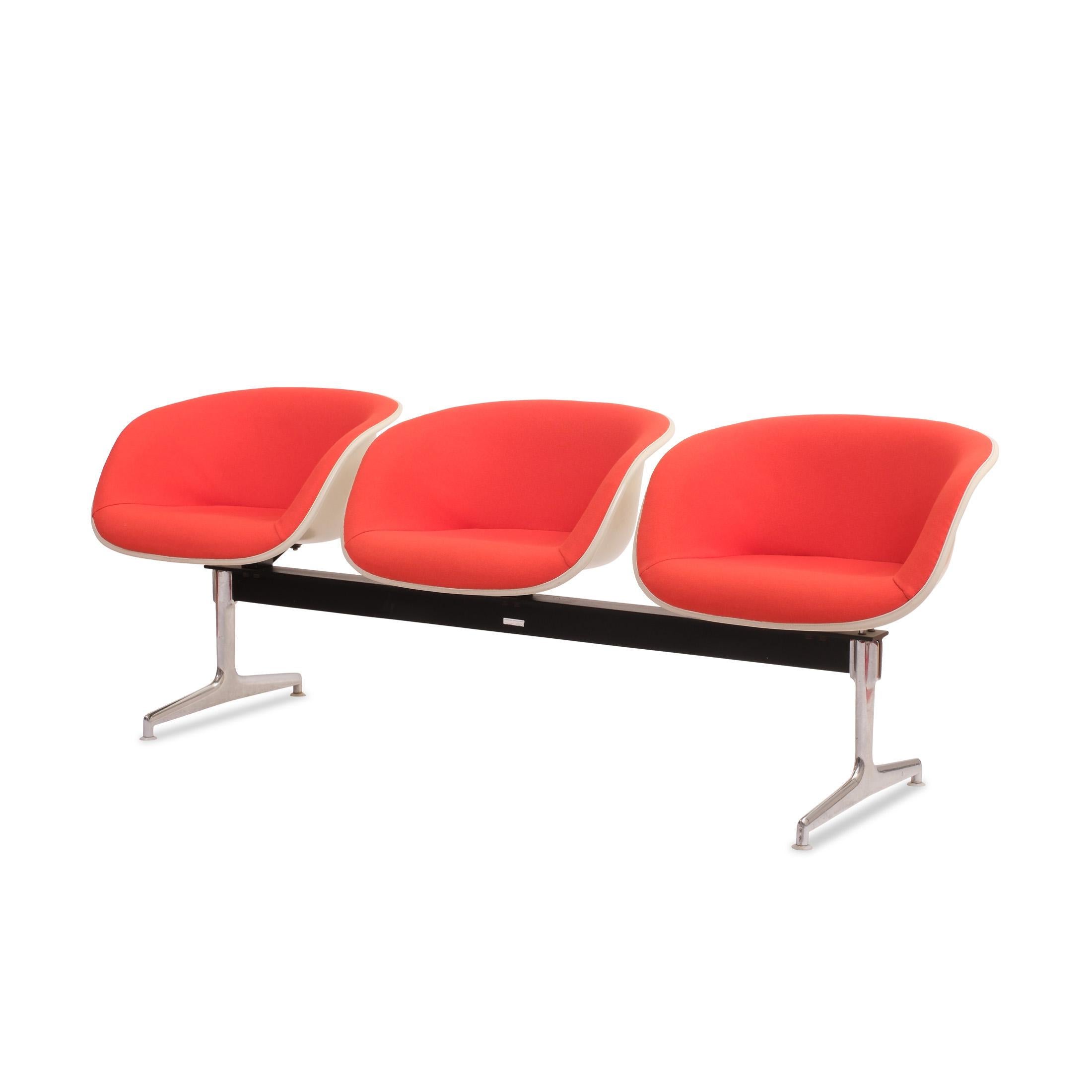 Charles and Ray Eames Vintage Fiberglas La Fonda Bank 1970er Jahre im Zustand „Gut“ im Angebot in Münster, DE