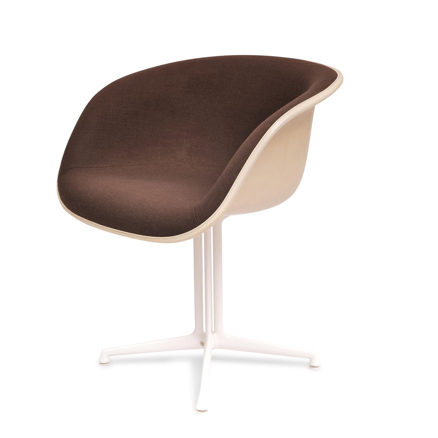 Mid-Century Modern Charles and Ray Eames Vintage Fiberglas La Fonda Chair 1970s For Sale