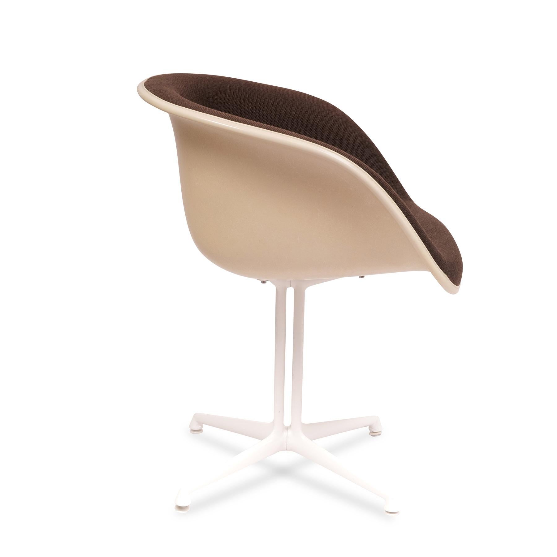 Late 20th Century Charles and Ray Eames Vintage Fiberglas La Fonda Chair 1970s For Sale