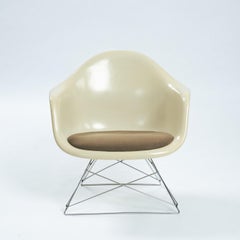 Charles and Ray Eames Vintage Fiberglass LAR Armchair Cat´s Cradle, 1970s