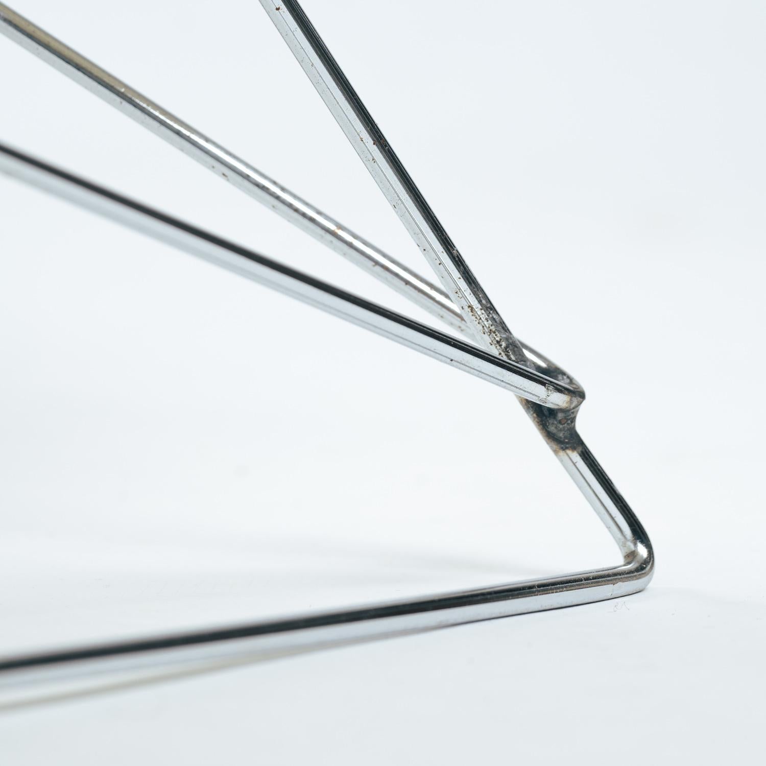 Charles and Ray Eames Vintage Fiberglass LAR Armchair Cat´s Cradle, 1970s For Sale 12