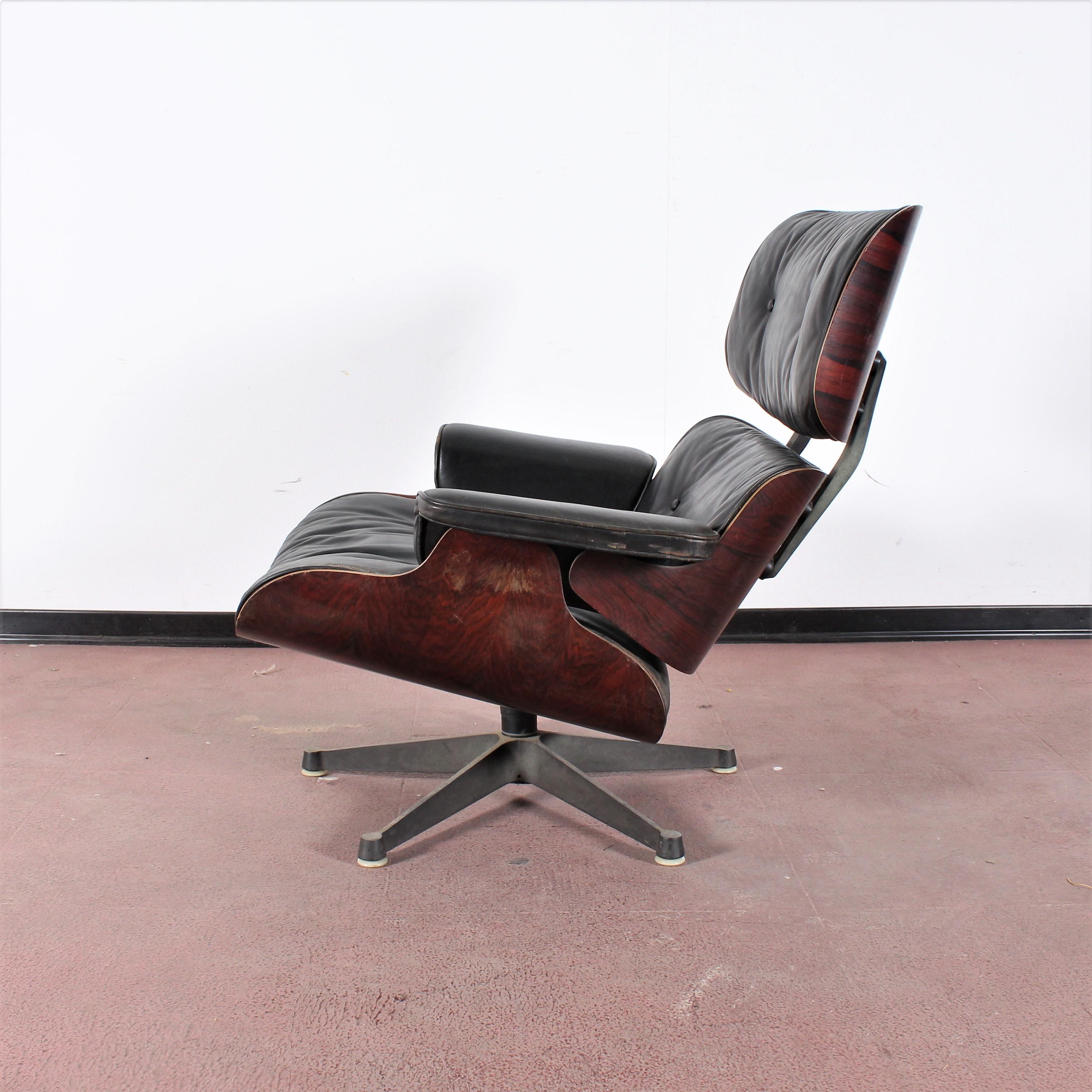 Mid-Century Modern Charles and Ray Eames Wood Lounge Chair and Black Leather, 1960s