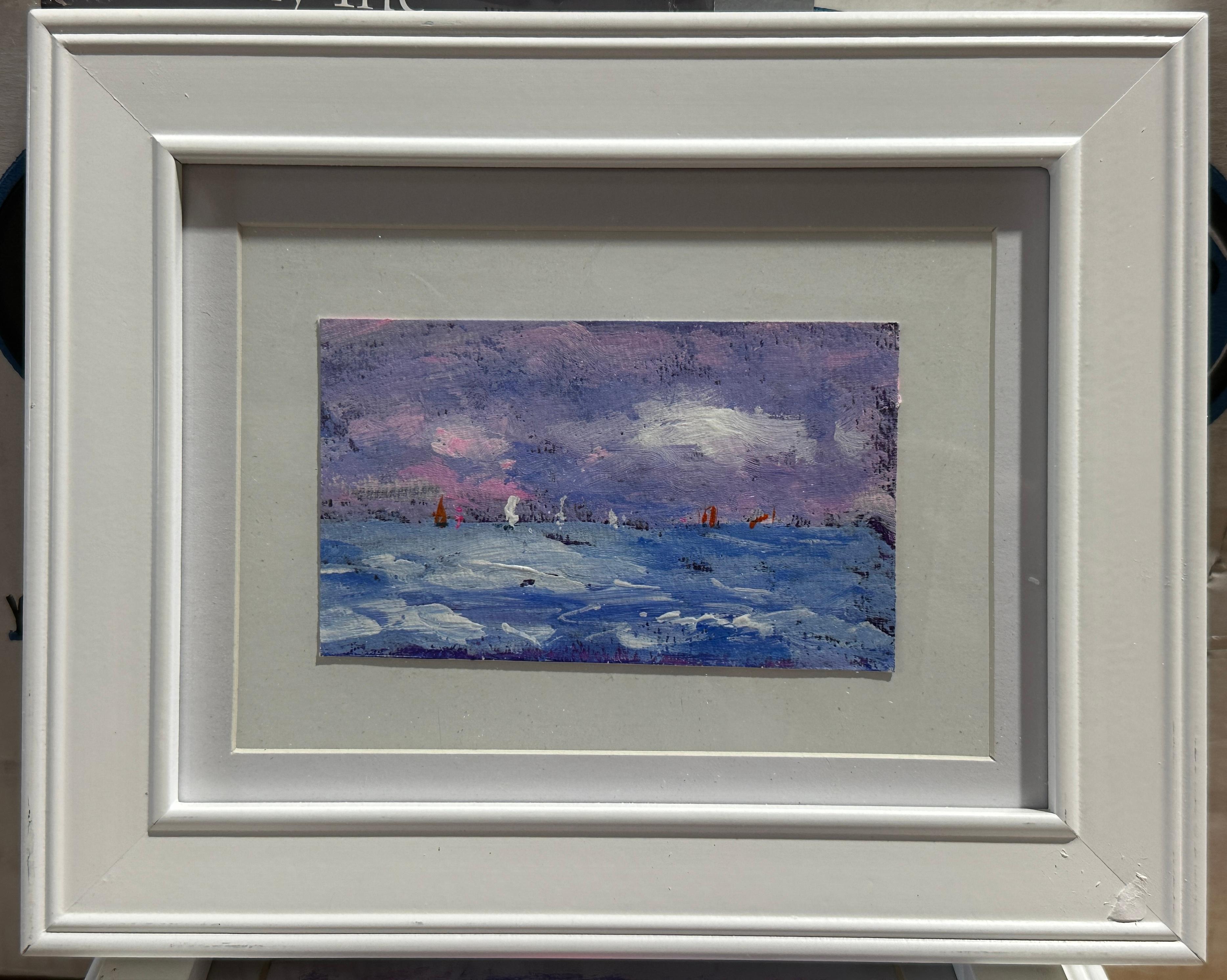 Impressionistische Szene mit Booten unter einem violetten Himmel