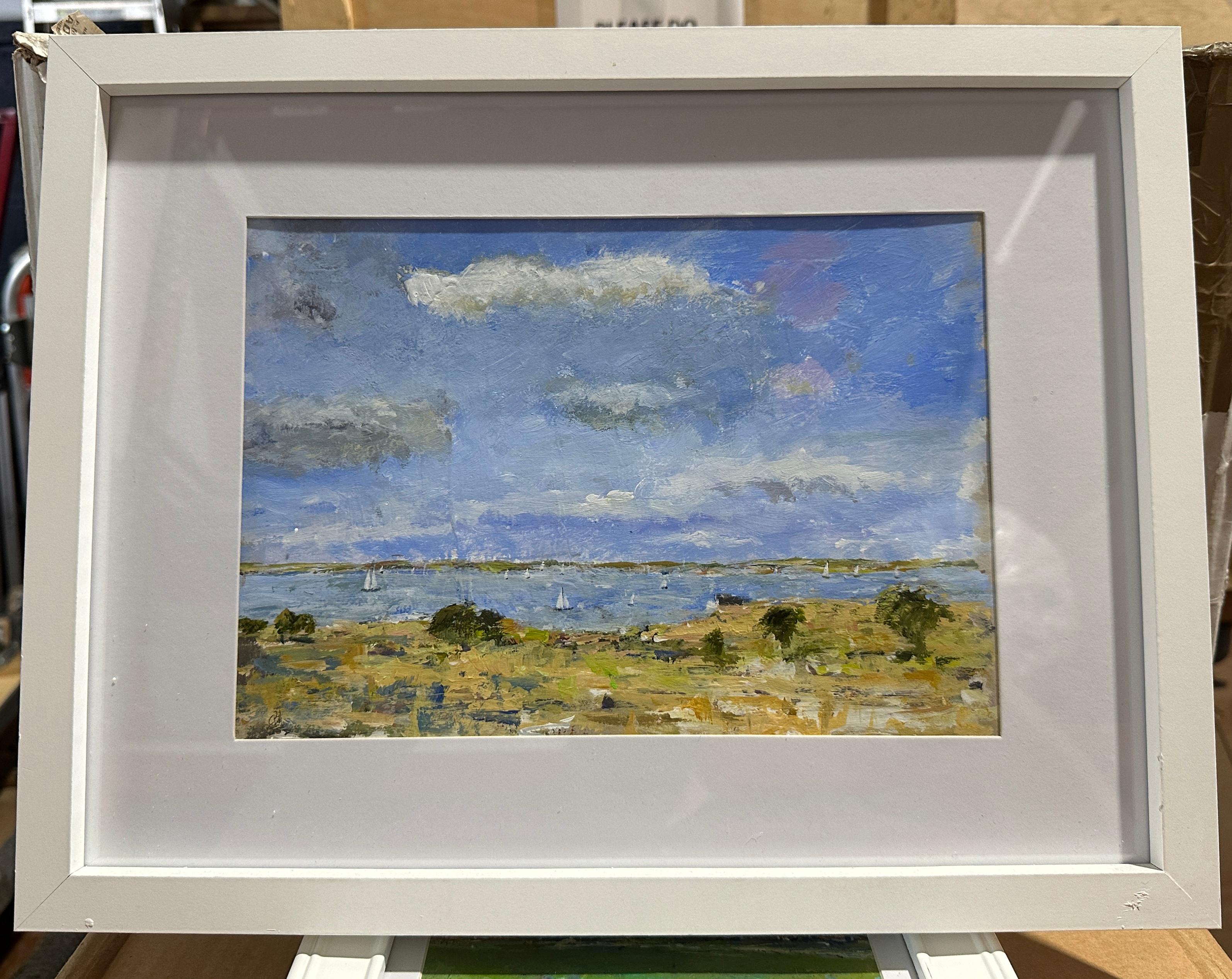 Charles Bertie Hall Landscape Painting – Impressionistische Szene von Booten in einer Bucht mit einer Landschaft