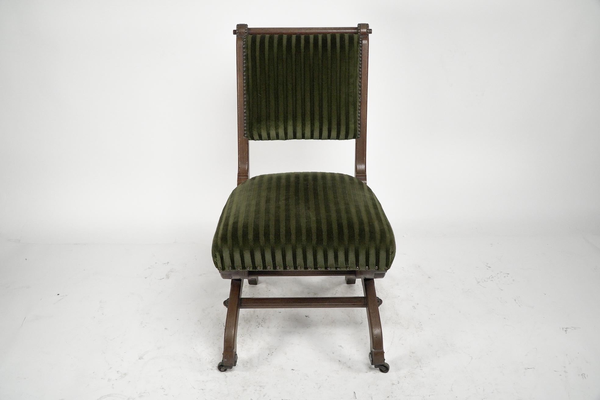 Charles Bevan A pair of Gothic Revival side chairs For Sale 2