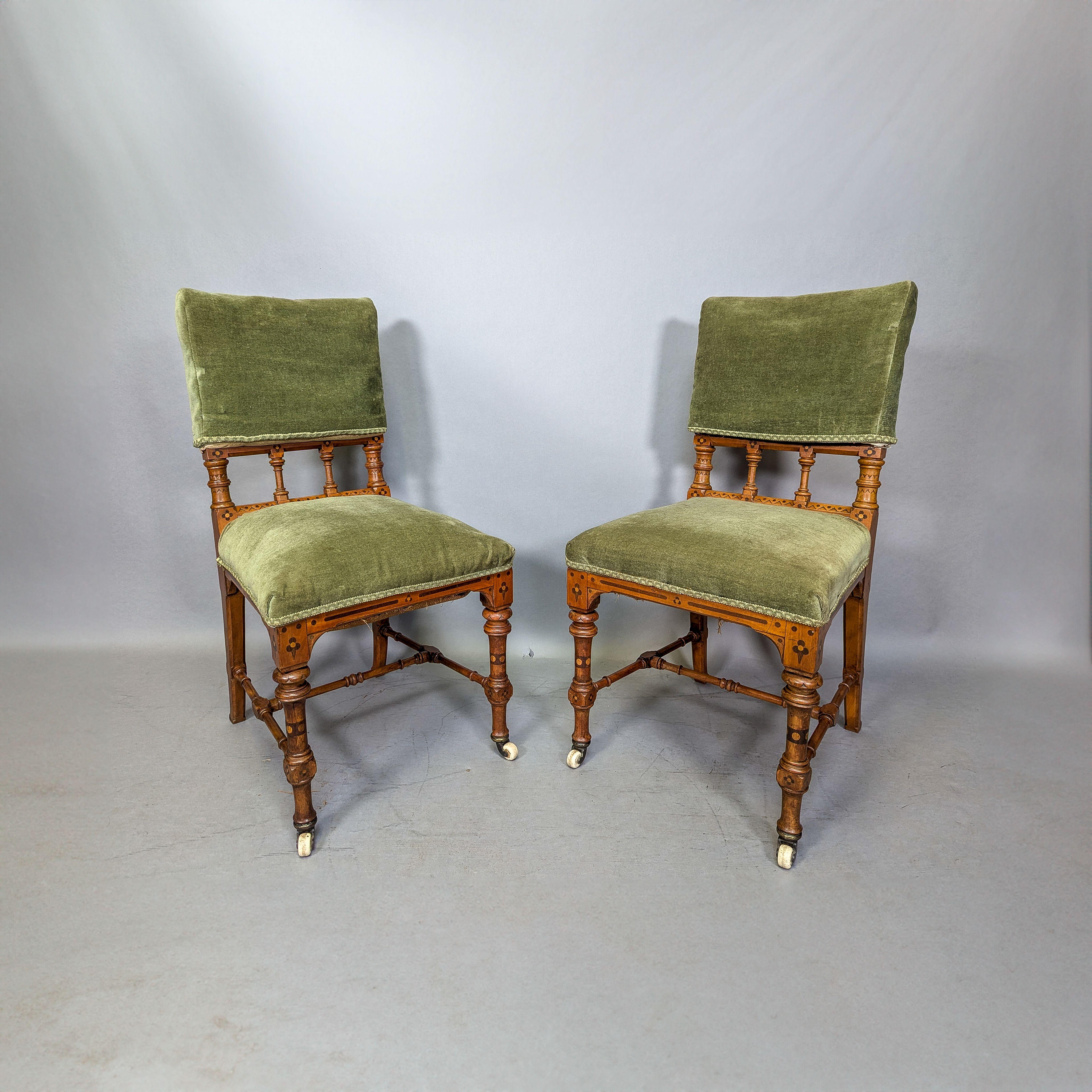 Charles Bevan. Marsh Jones and Cribb. A good quality pair of Gothic Revival oak desk or side chairs with inlaid and chamfered decoration.