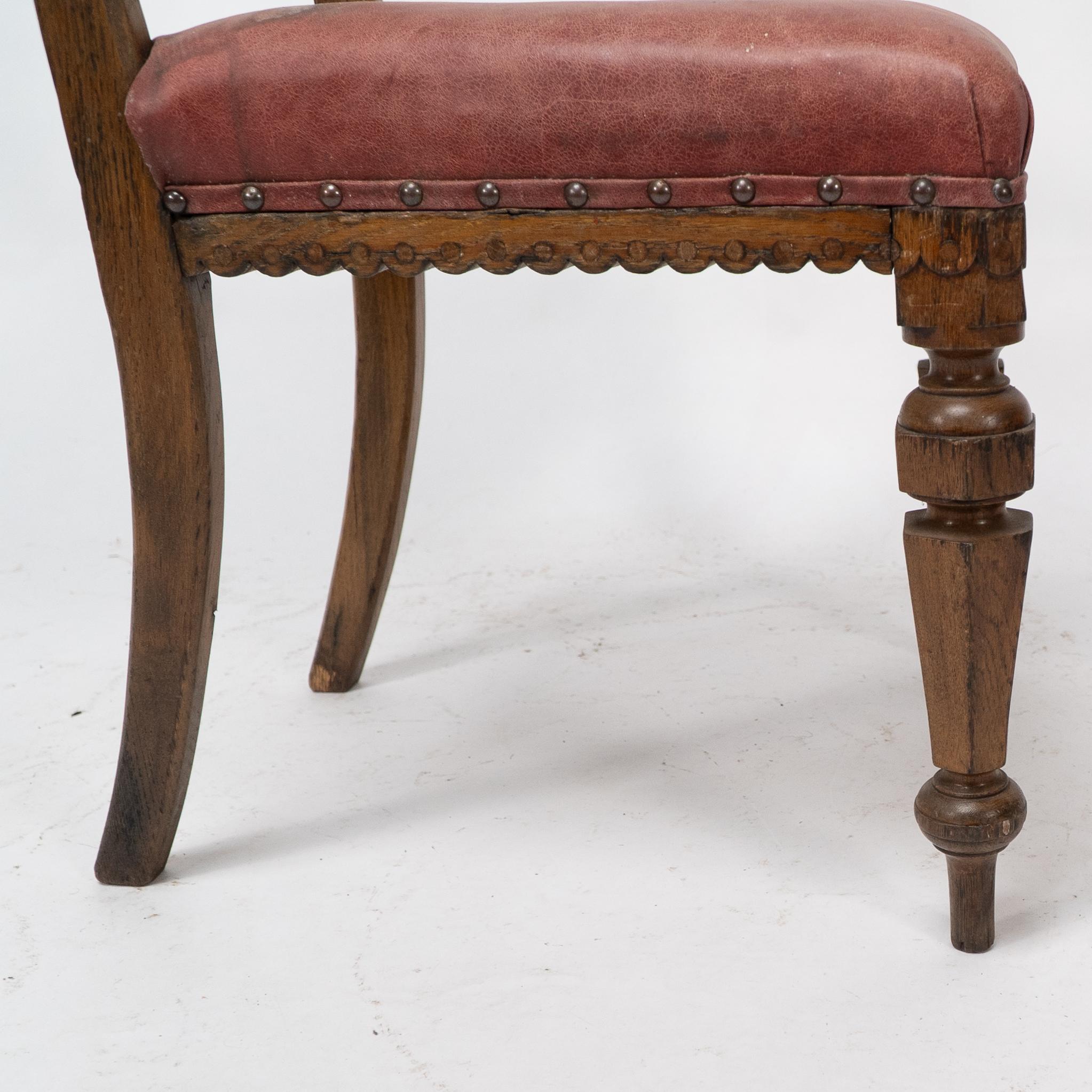 Charles Bevan, Gillows Attr. un set di sei sedie da pranzo Aesthetic Movement in Oak in vendita 5