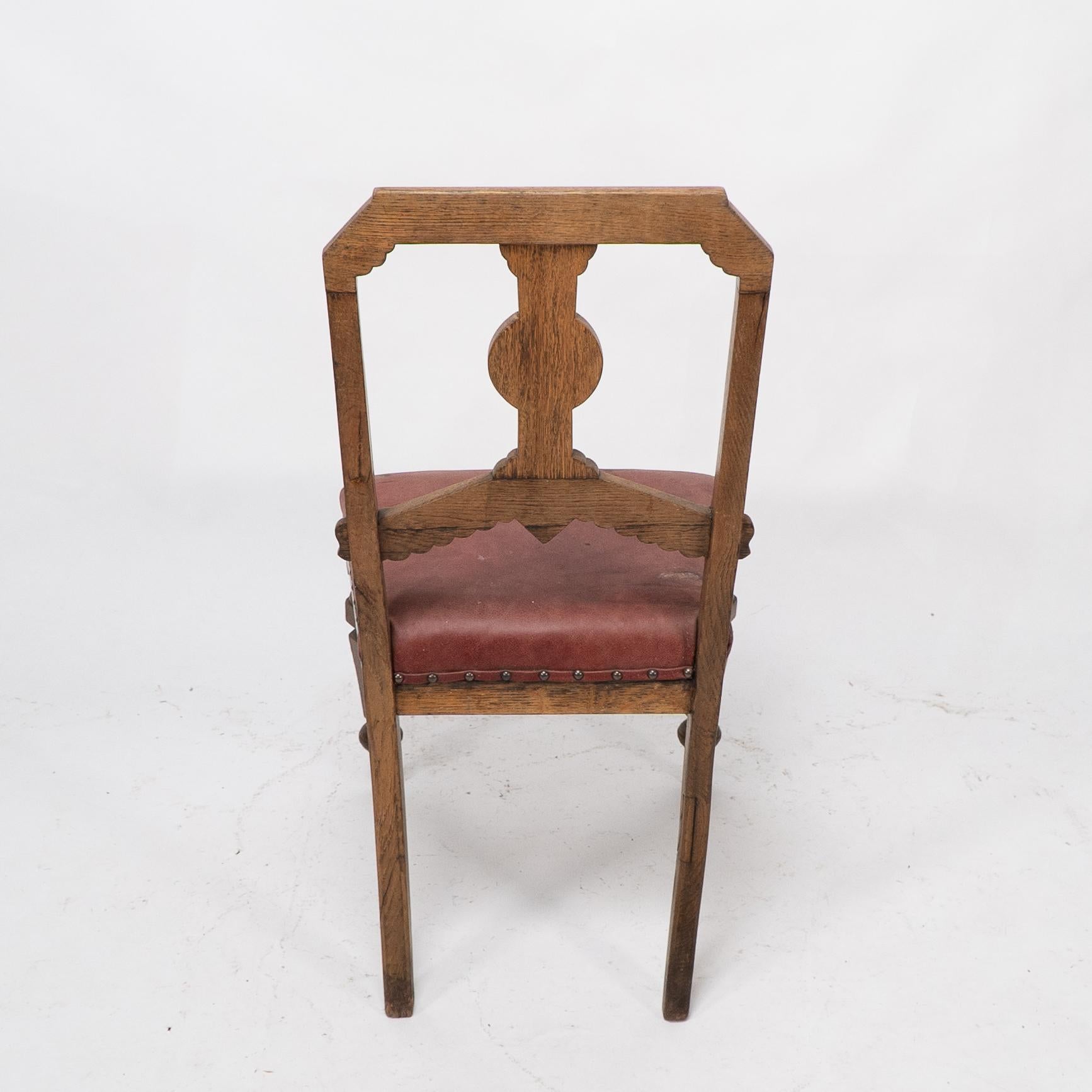 Charles Bevan, Gillows Attr. un set di sei sedie da pranzo Aesthetic Movement in Oak in vendita 9