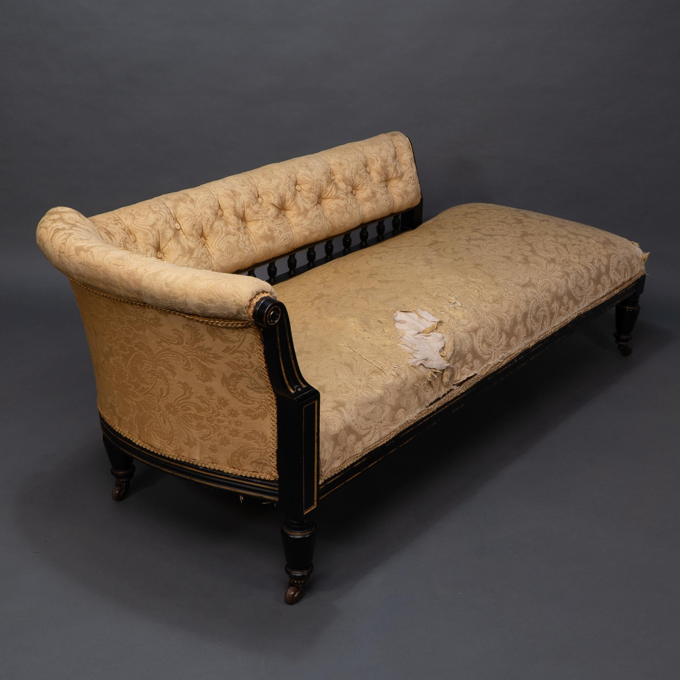 Late 19th Century Charles Bevan. Marsh & Jones. Aesthetic Movement button back chaise lounge For Sale