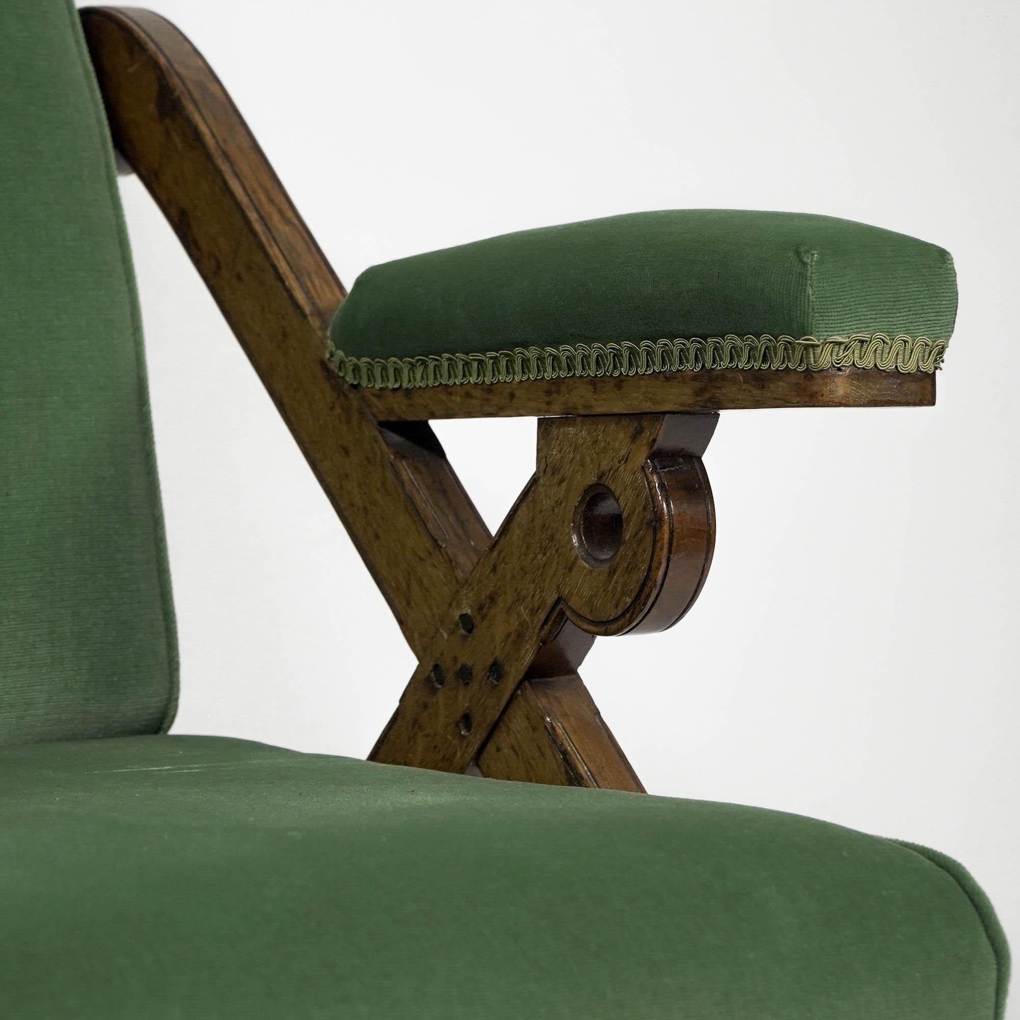 Charles Bevan Marsh Jones & Cribb, Neuer registrierter Liegesessel im gotischen Stil im Angebot 2