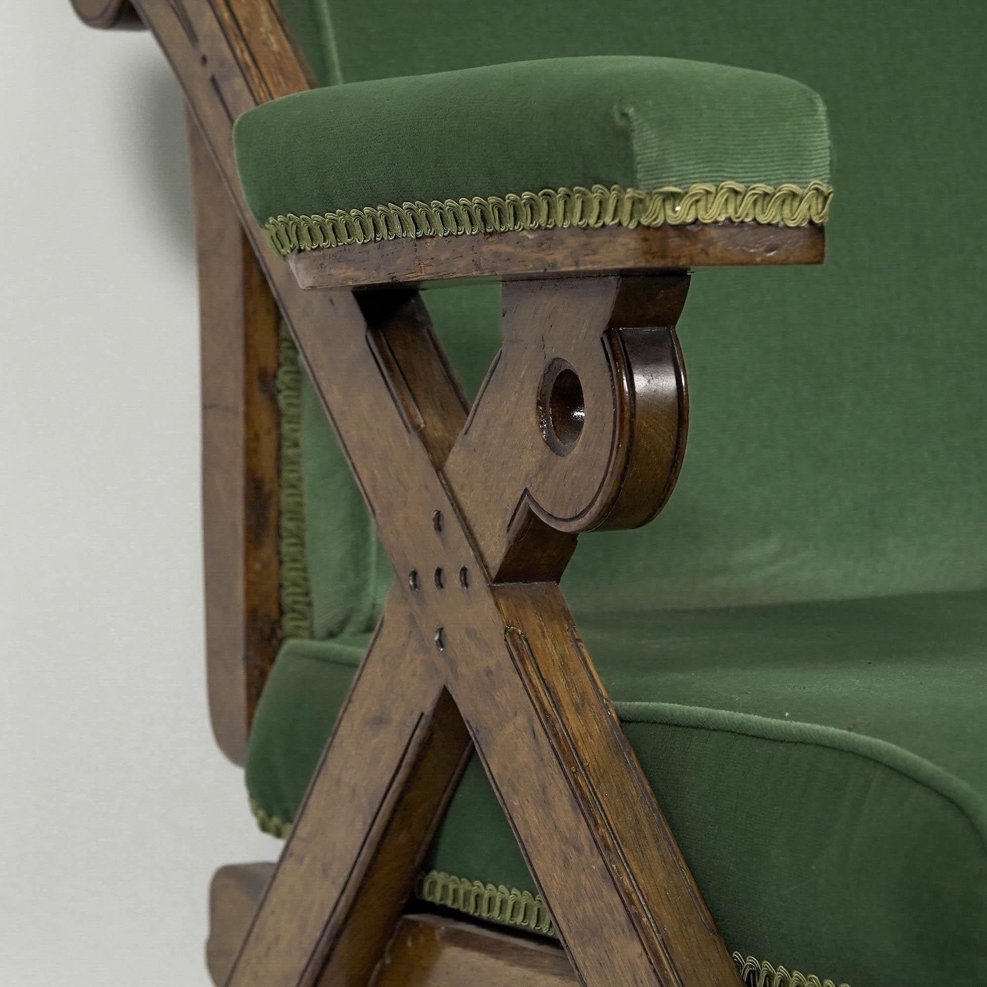 Charles Bevan Marsh Jones & Cribb, Neuer registrierter Liegesessel im gotischen Stil im Angebot 1