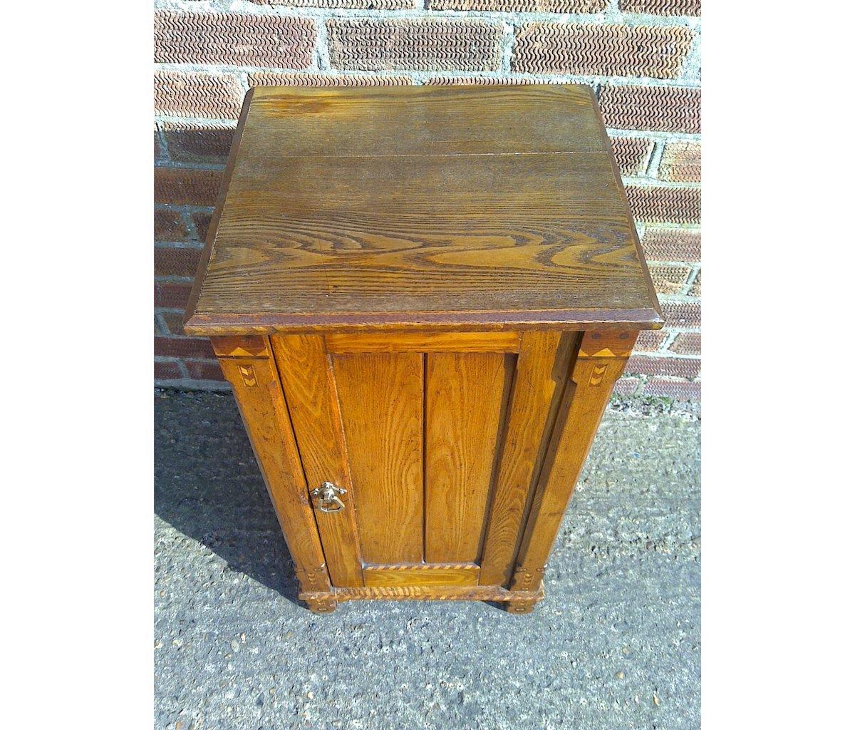 Hand-Crafted Charles Bevan Style of Gothic Revival Bedside Cab with Inlaid Details Throughout For Sale