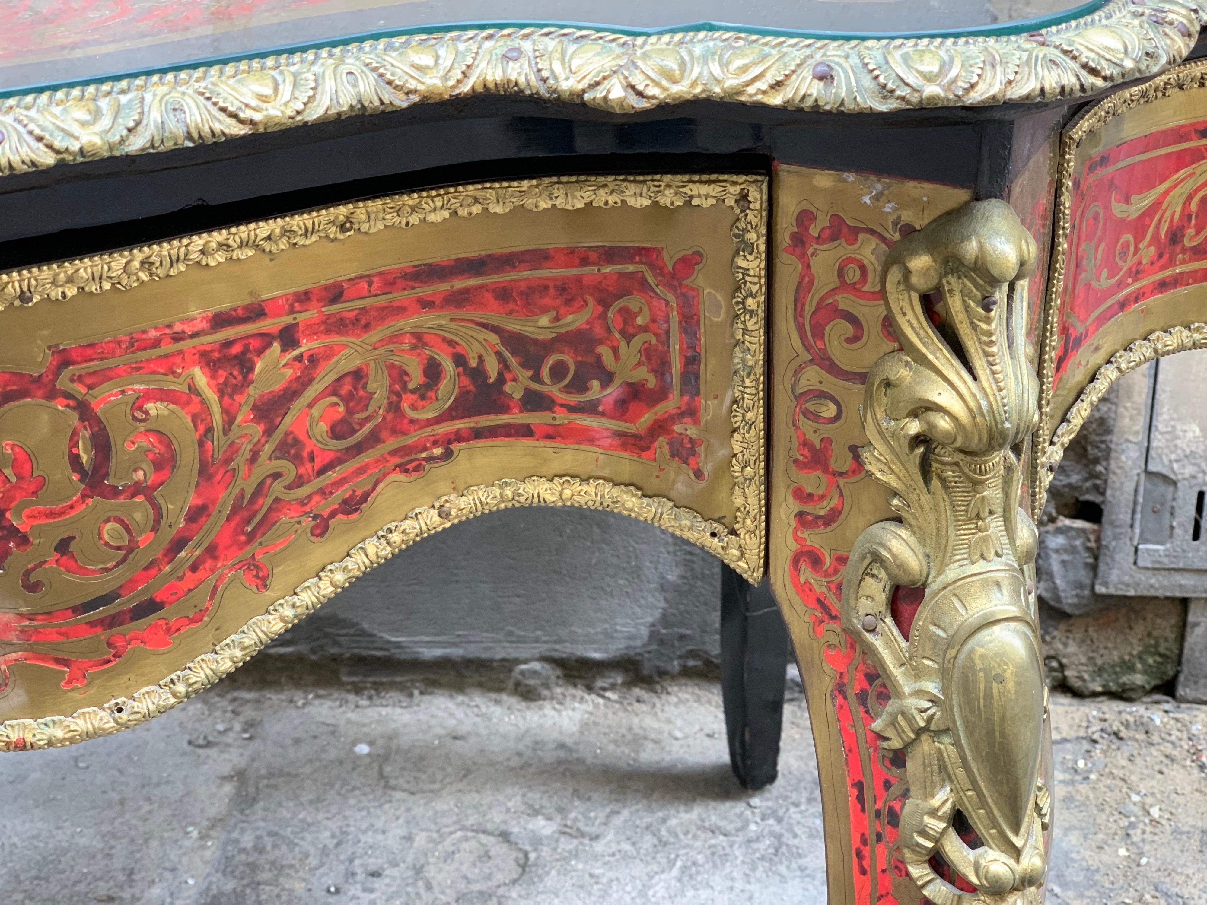 Charles-Boulle Style Mounted Tortoiseshell Engraved Brass and Ebony Desk, 1900 For Sale 5