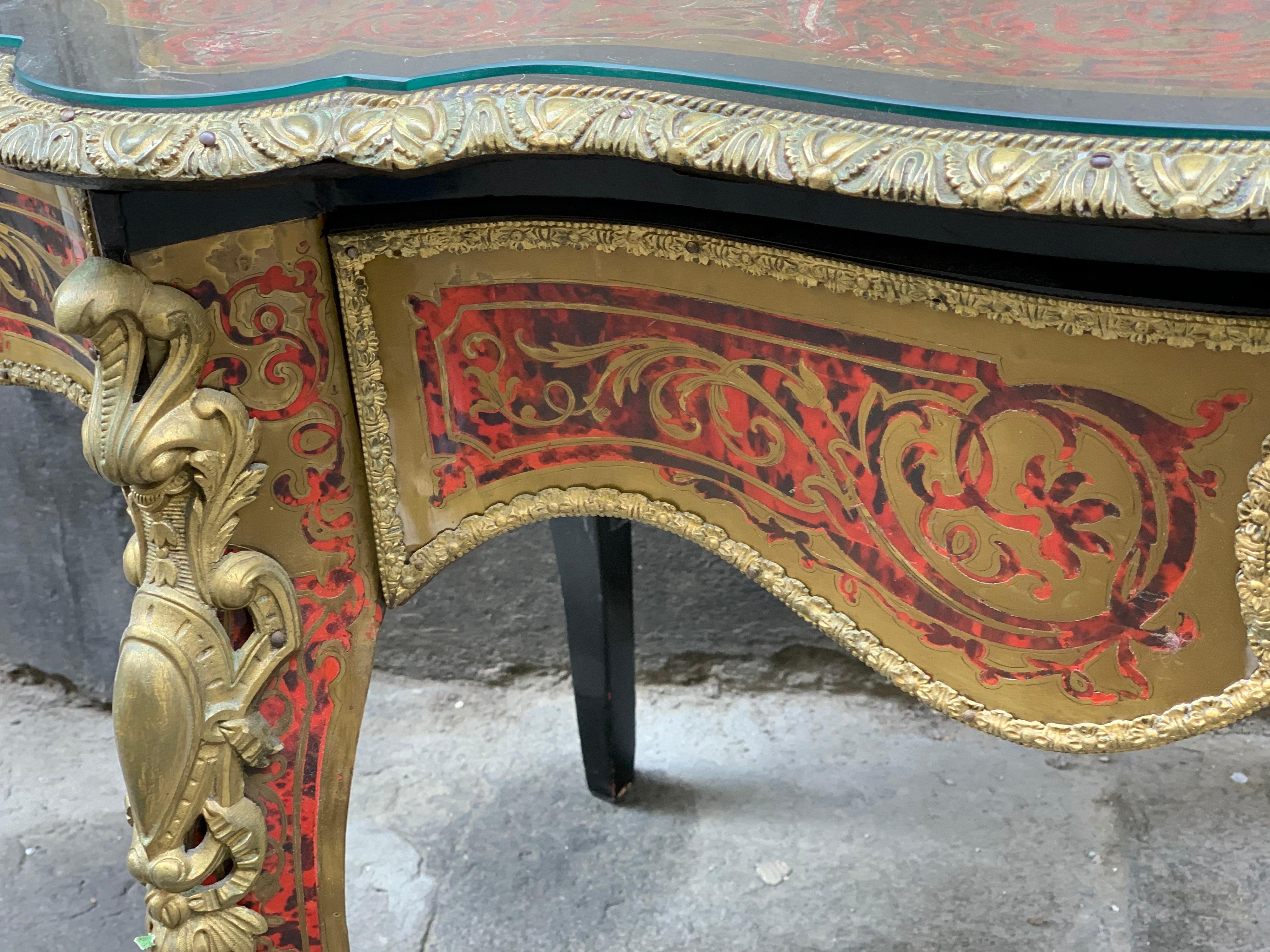 Charles-Boulle Style Mounted Tortoiseshell Engraved Brass and Ebony Desk, 1900 For Sale 6