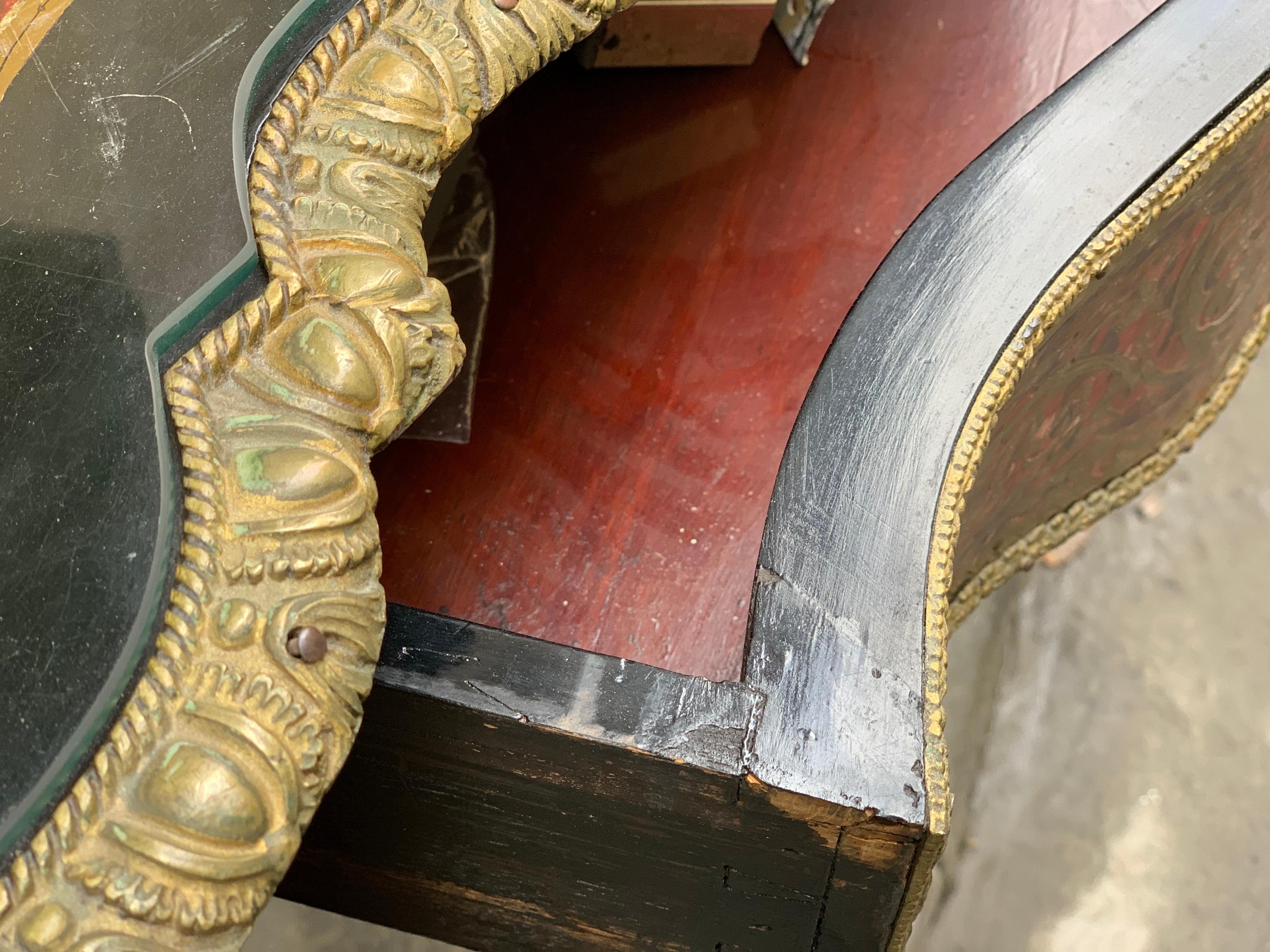 Charles-Boulle Style Mounted Tortoiseshell Engraved Brass and Ebony Desk, 1900 For Sale 11