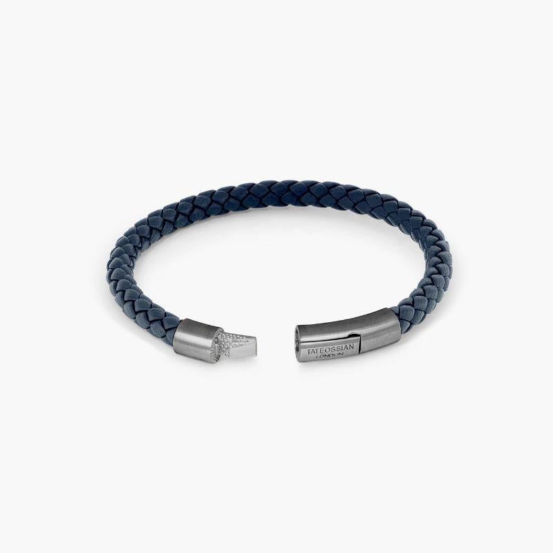 Men's Charles Bracelet in Italian Navy Leather with Sterling Silver, Size L For Sale
