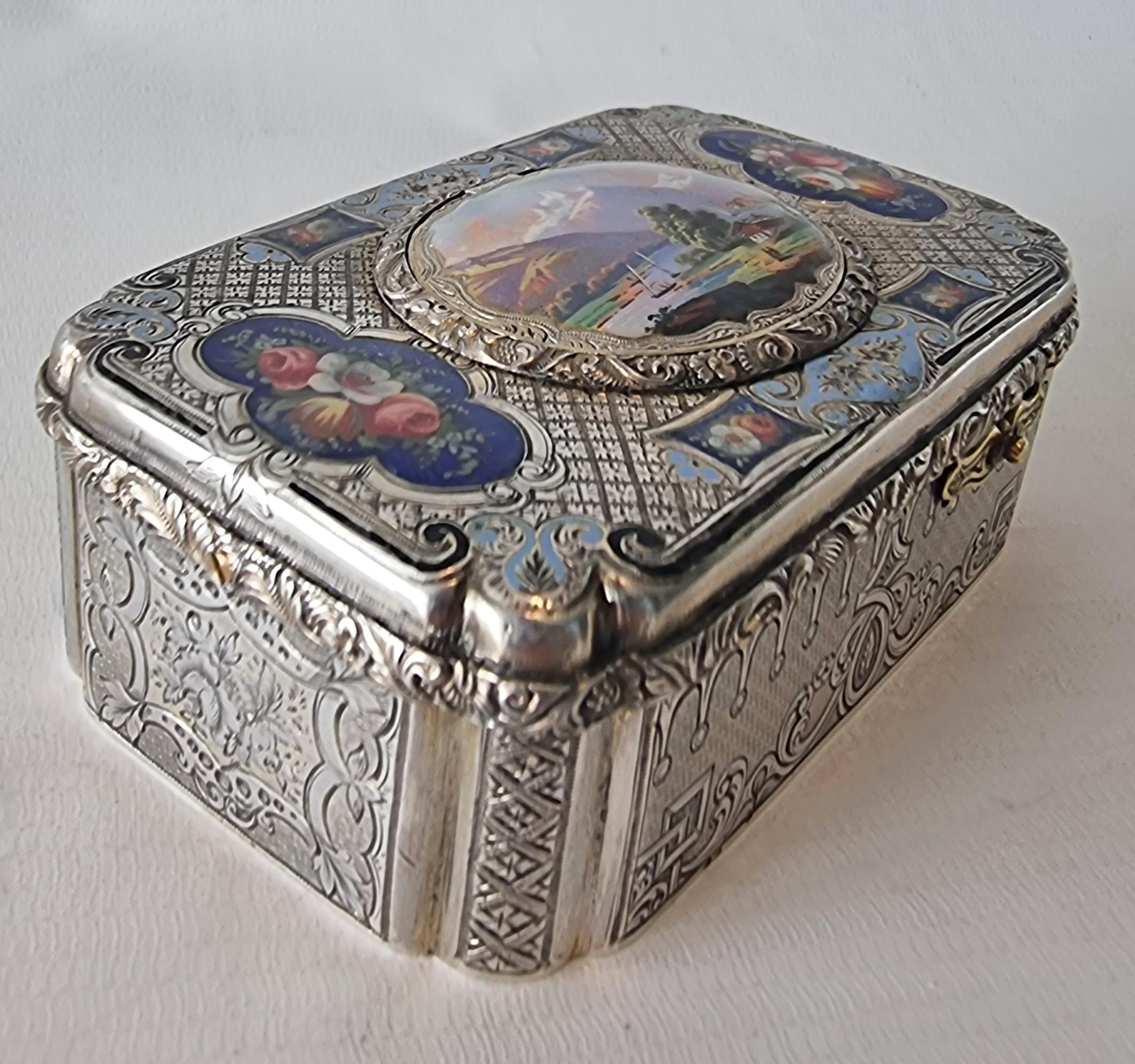 Argent Boîte à oiseaux chantant Charles Bruguier, mouvement fusée, étui en argent doré et émaillé en vente