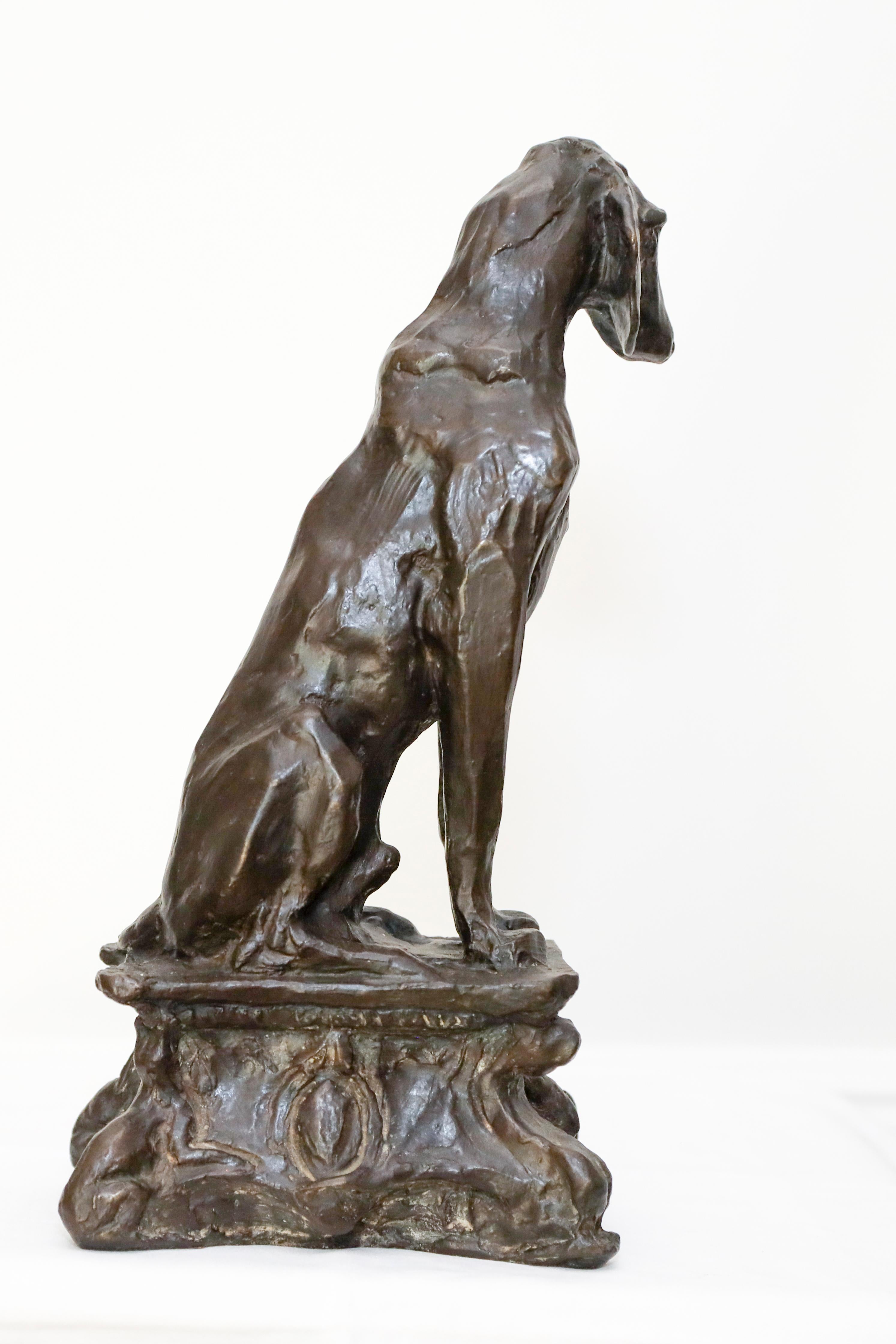 Chien en bronze  Sculpture de lévrier de Charles Rumsey en vente 1