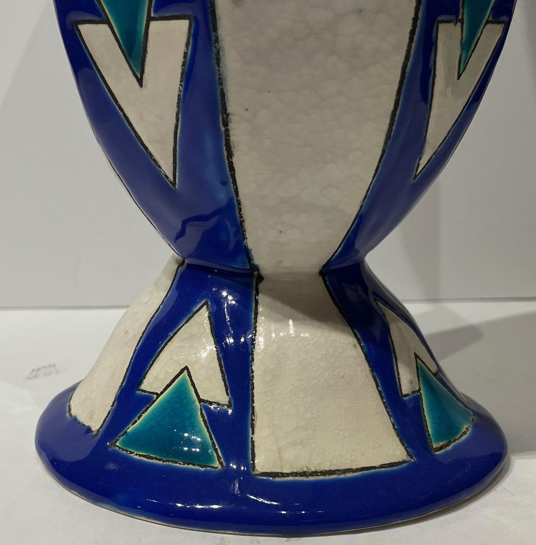 Vase Art déco Charles Catteau pour Boch Freres Bon état - En vente à Oakland, CA