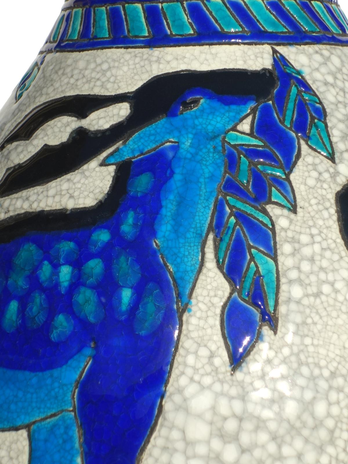 Début du 20ème siècle Vase Art Déco Boch en céramique émaillée avec cerfs bleus Charles Catteau en vente