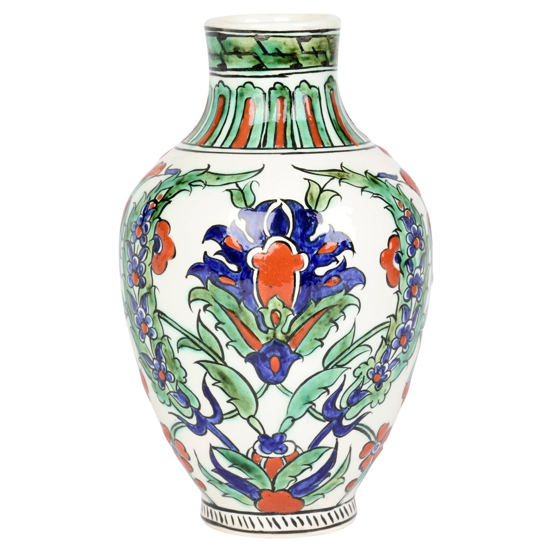 Vase en poterie d'art peint à la main au design islamique Charles Catteau Boch Freres