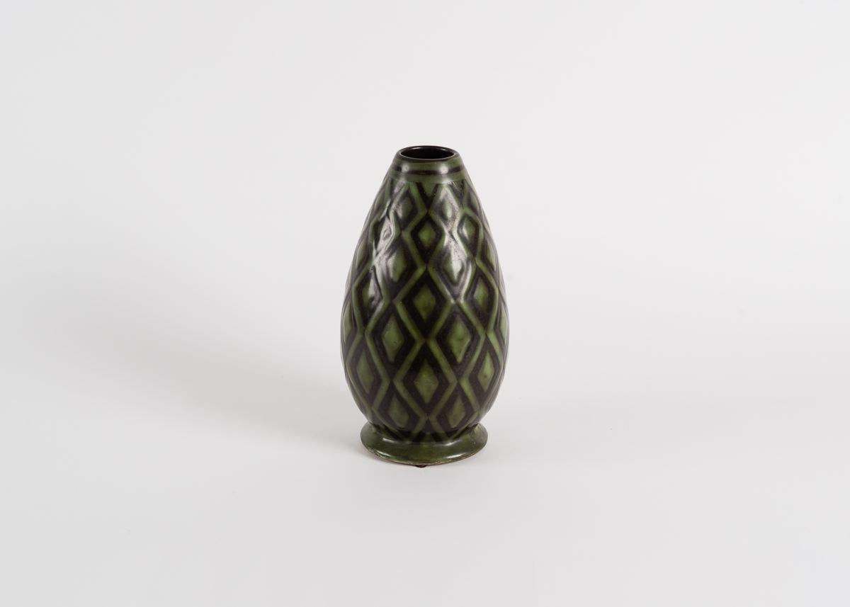 Charles Catteau für Boch Frères Keramis, Eiförmige Vase, Belgien, um 1929 (Belgisch) im Angebot