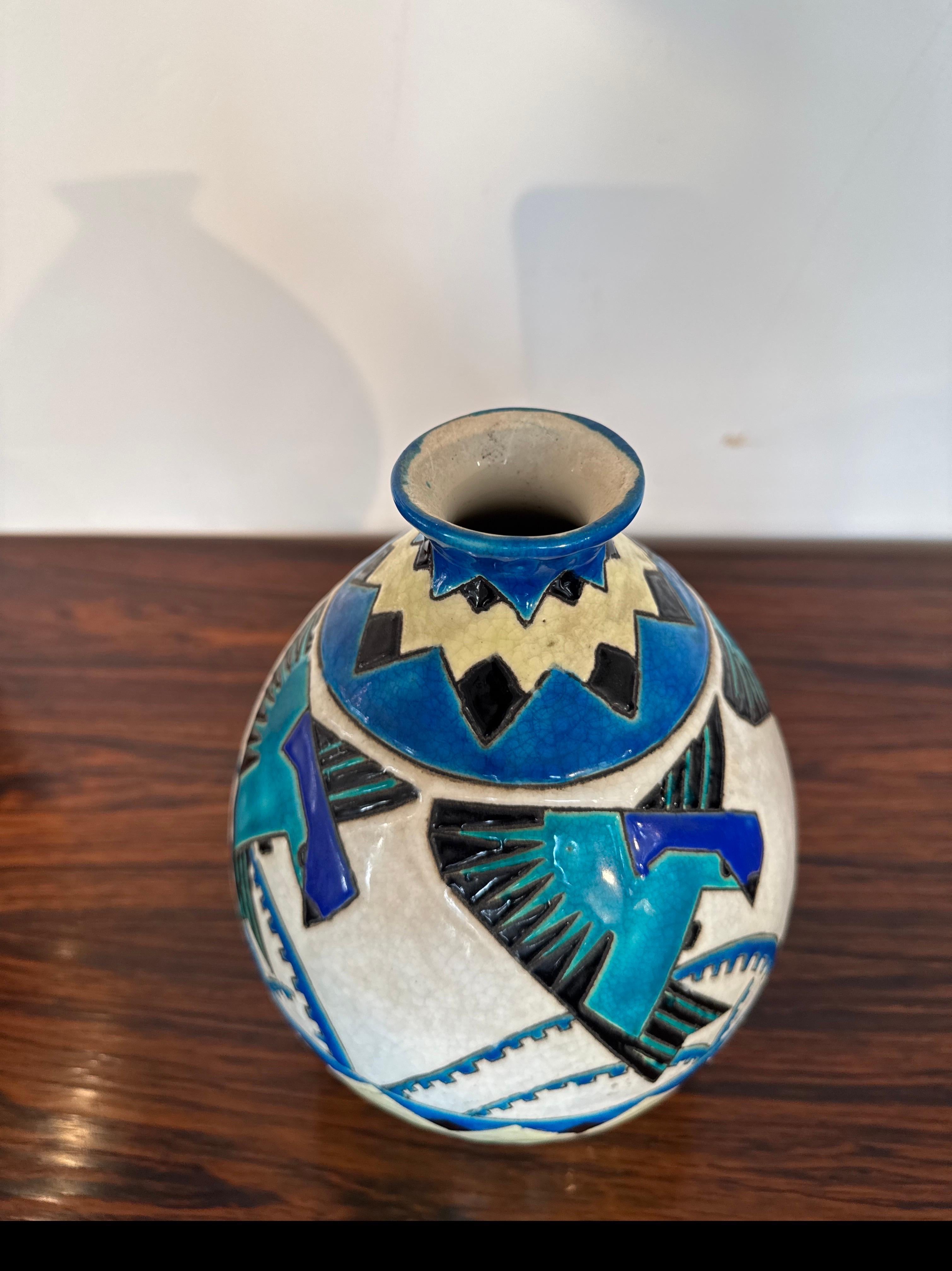Charles Catteau per Boch Keramis Vaso Art Deco con rondini stilizzate, Belgio in vendita 5