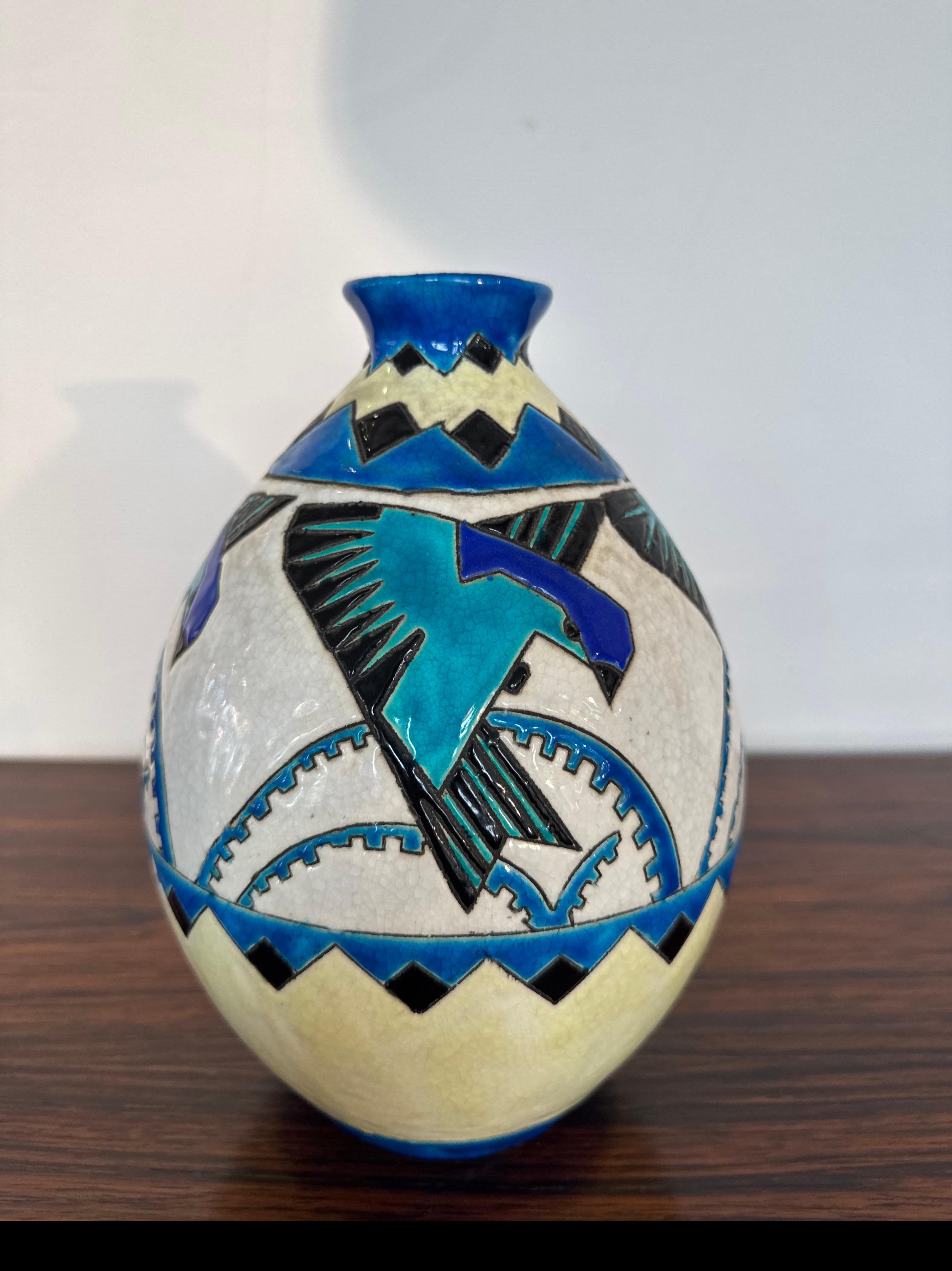 Art Déco Charles Catteau per Boch Keramis Vaso Art Deco con rondini stilizzate, Belgio in vendita