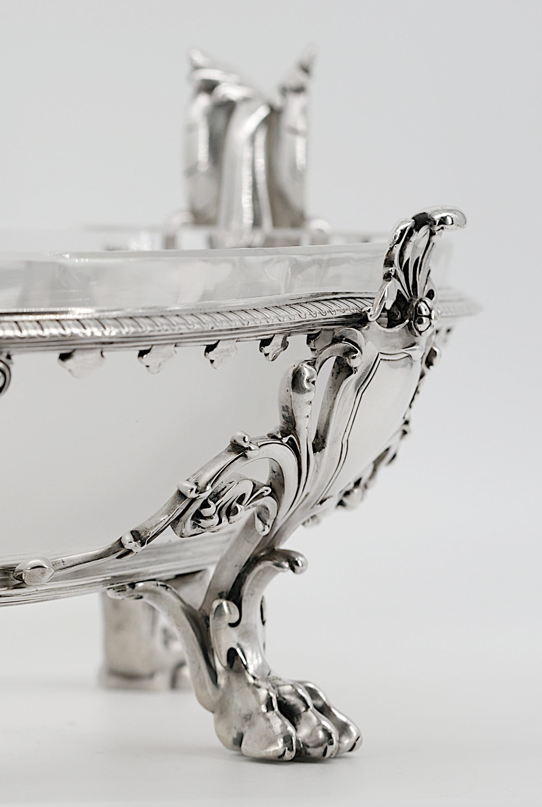 Charles Christofle Centre de table en bronze argenté Napoléon III, 1856 en vente 4