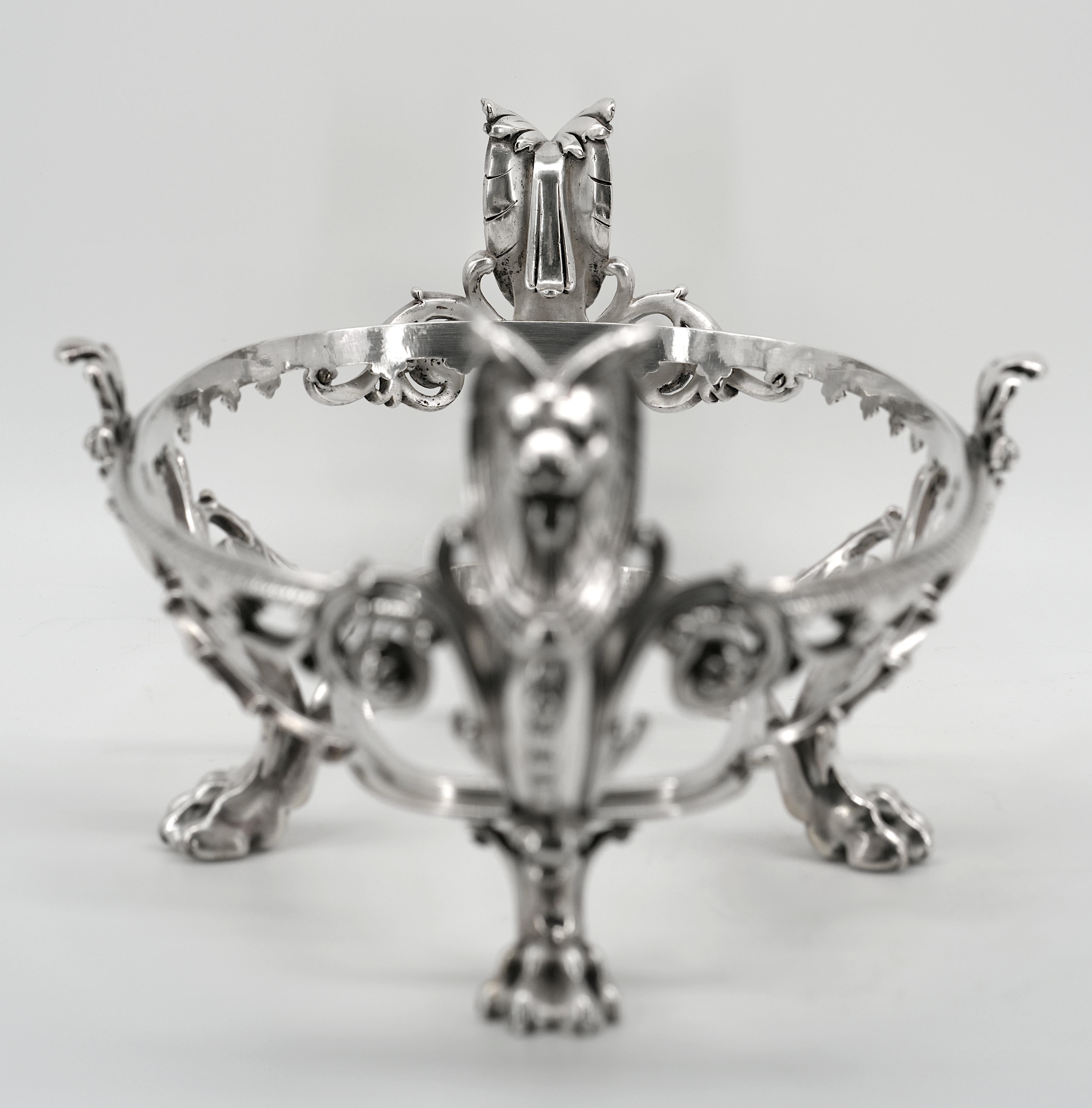 Charles Christofle Centre de table en bronze argenté Napoléon III, 1856 en vente 10