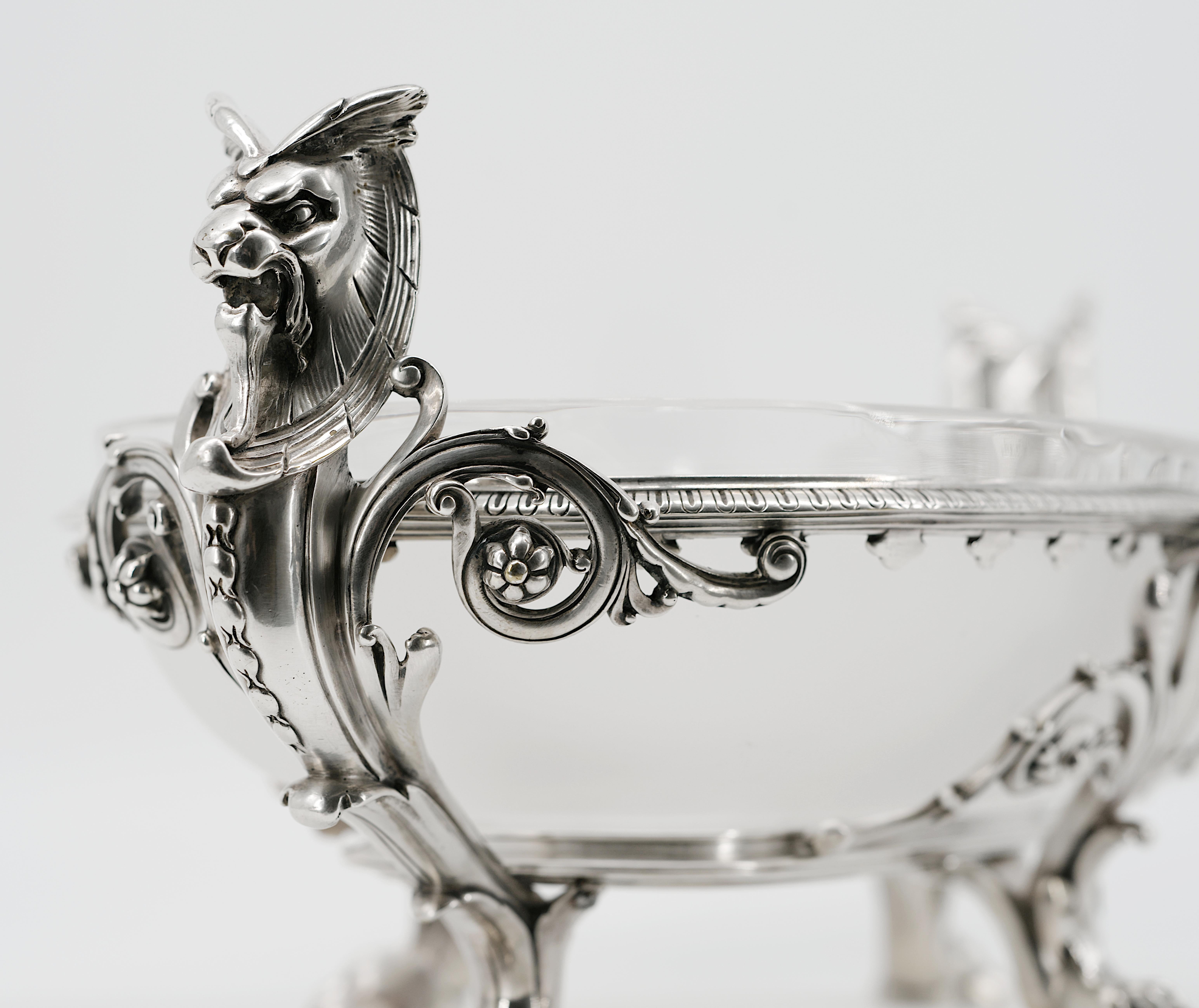 Charles Christofle Centre de table en bronze argenté Napoléon III, 1856 en vente 3