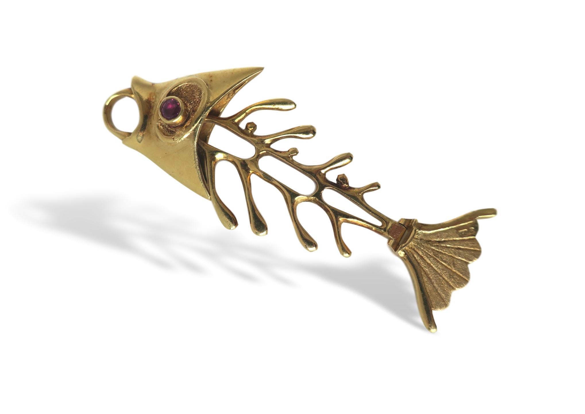 18k gold fishbone necklace pendant by Charles de Temple. The The 2 1/4
