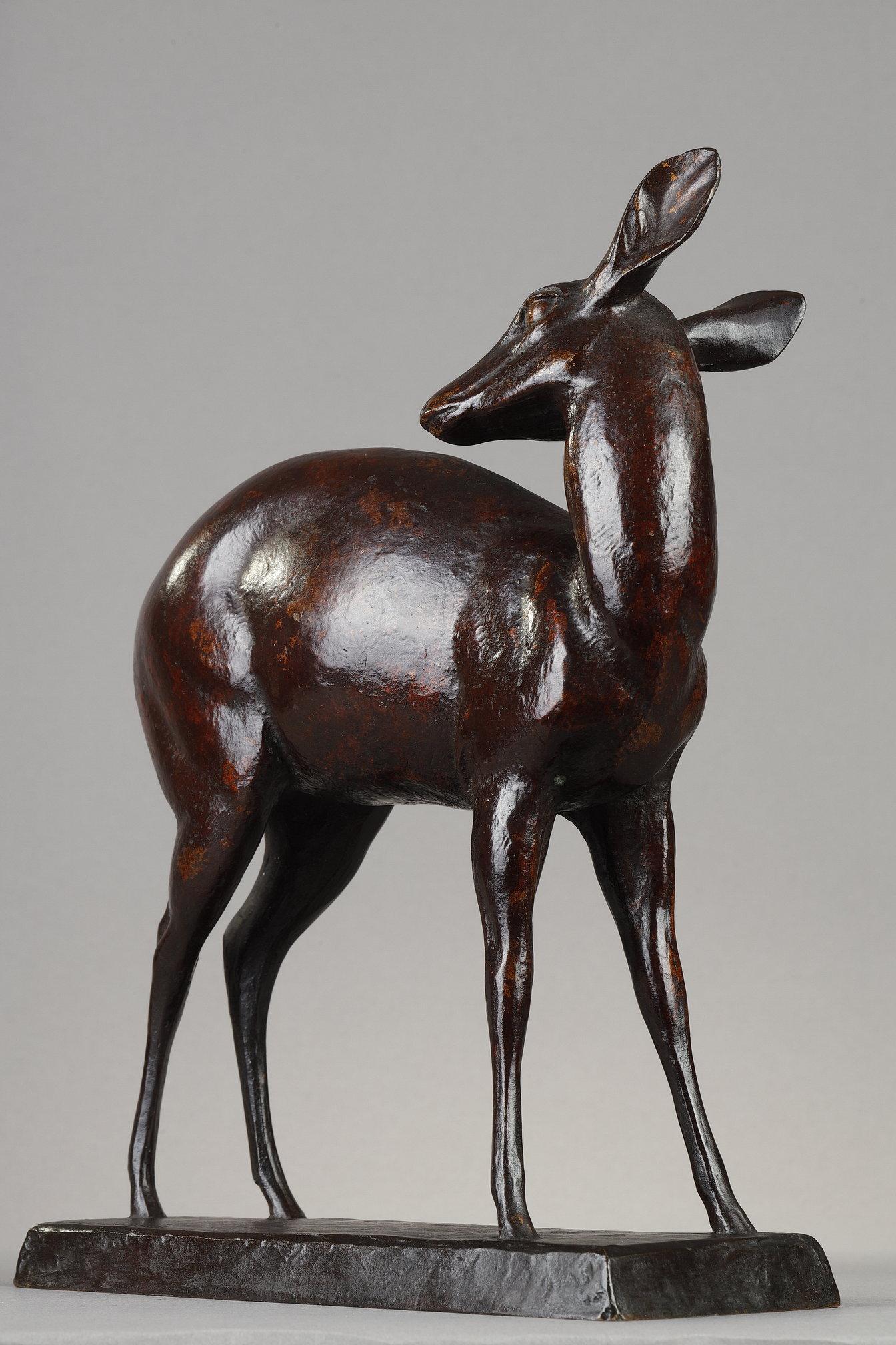 Bushbuck
por Charles DELHOMMEAU (1883-1970)

Escultura con pátina marrón rojiza matizada
Firmado en la base 