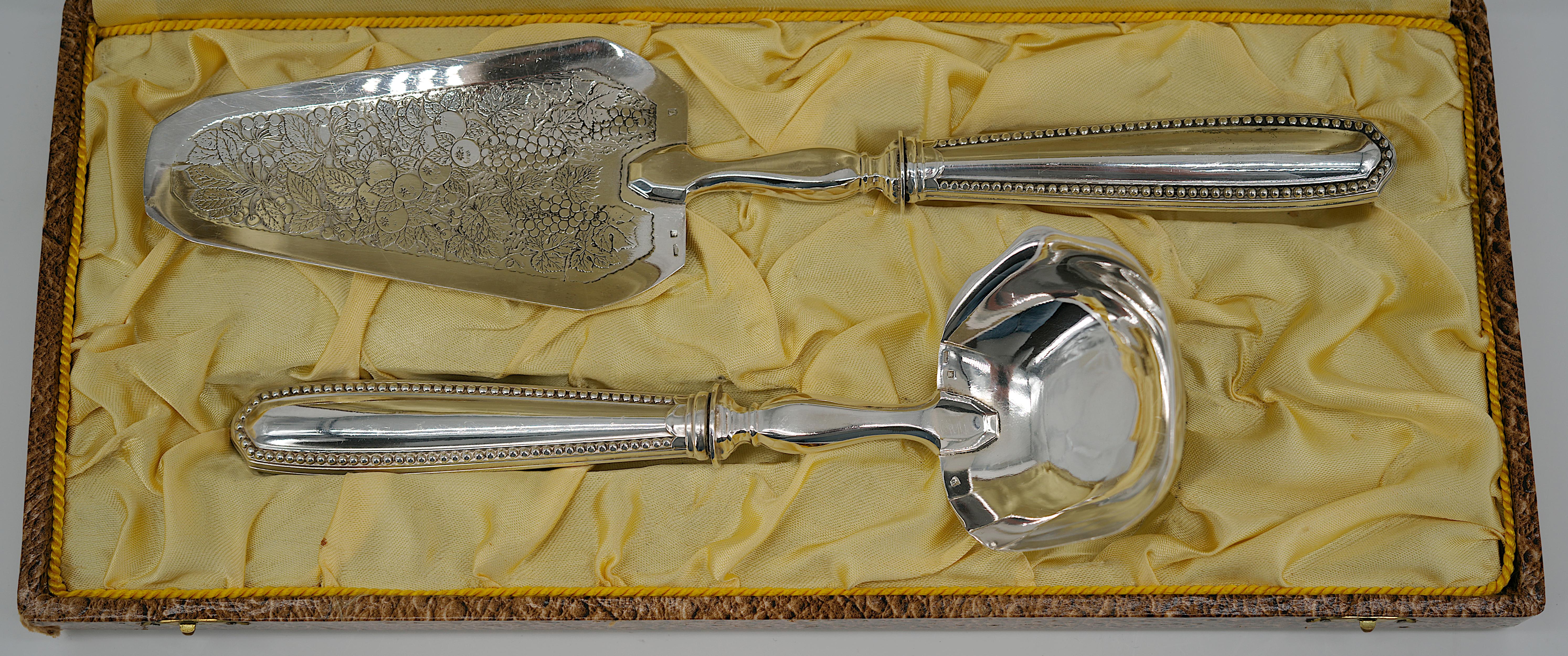 Charles Duchene Französisches versilbertes Art-déco-Dessertbesteck, Charles Duchene, Besteck, 1900 (Art déco) im Angebot