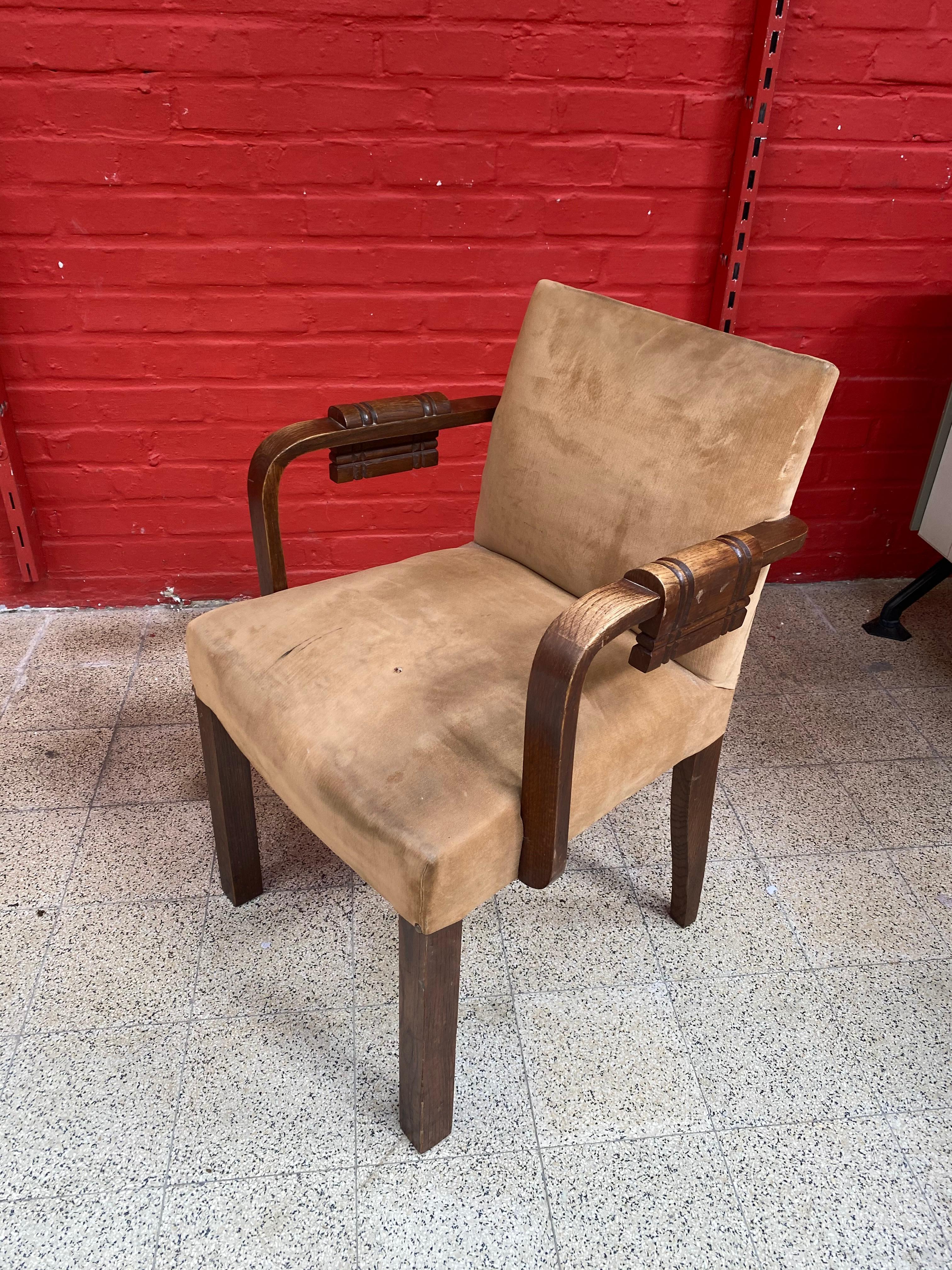 French Charles Dudouyt, 2 Art Deco Oak and Leather Chairs, circa 1940